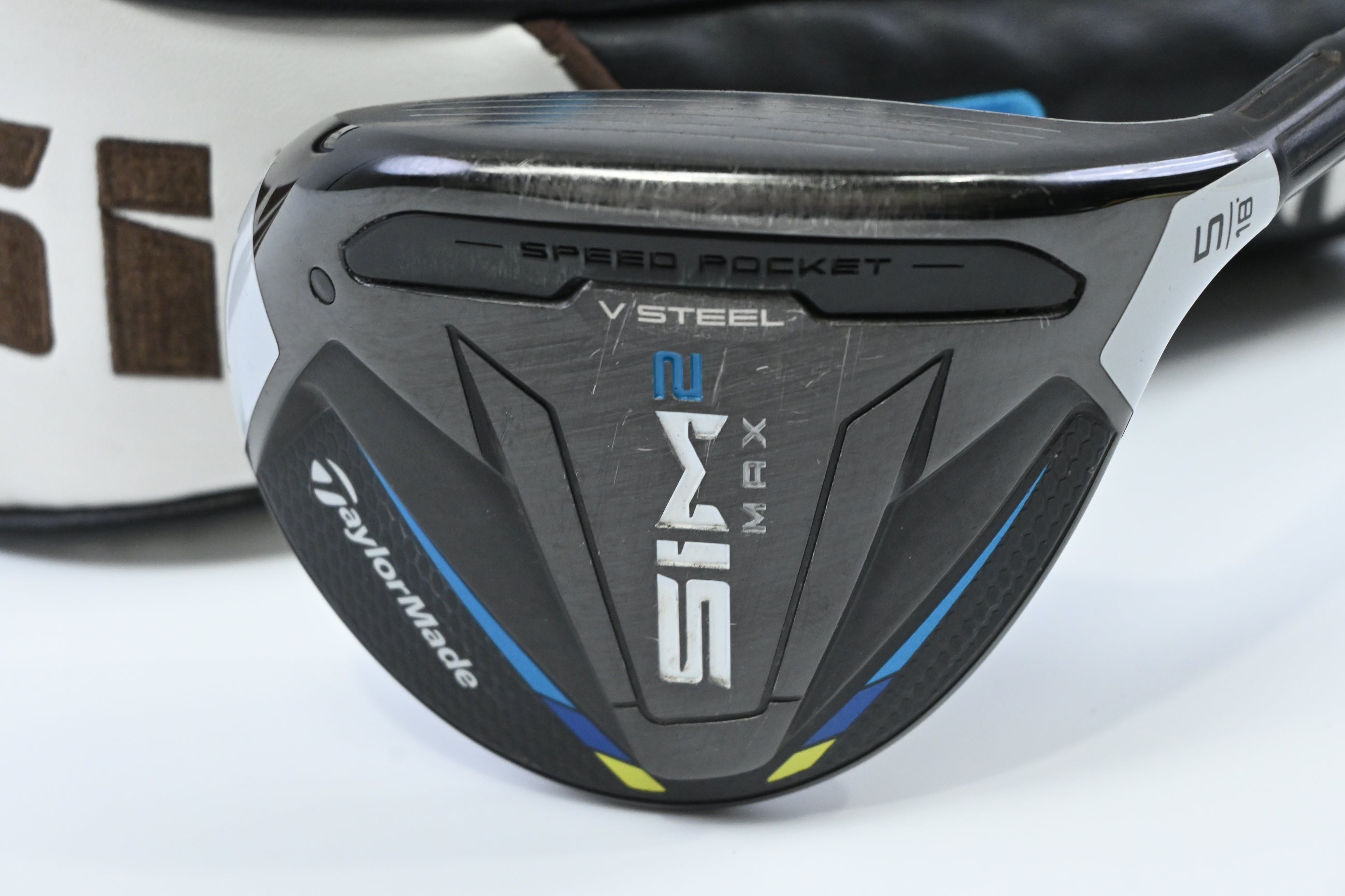 Taylormade SIM2 Max #5 Wood / 18 Degree / Stiff Flex Kuro Kage 60 Shaft