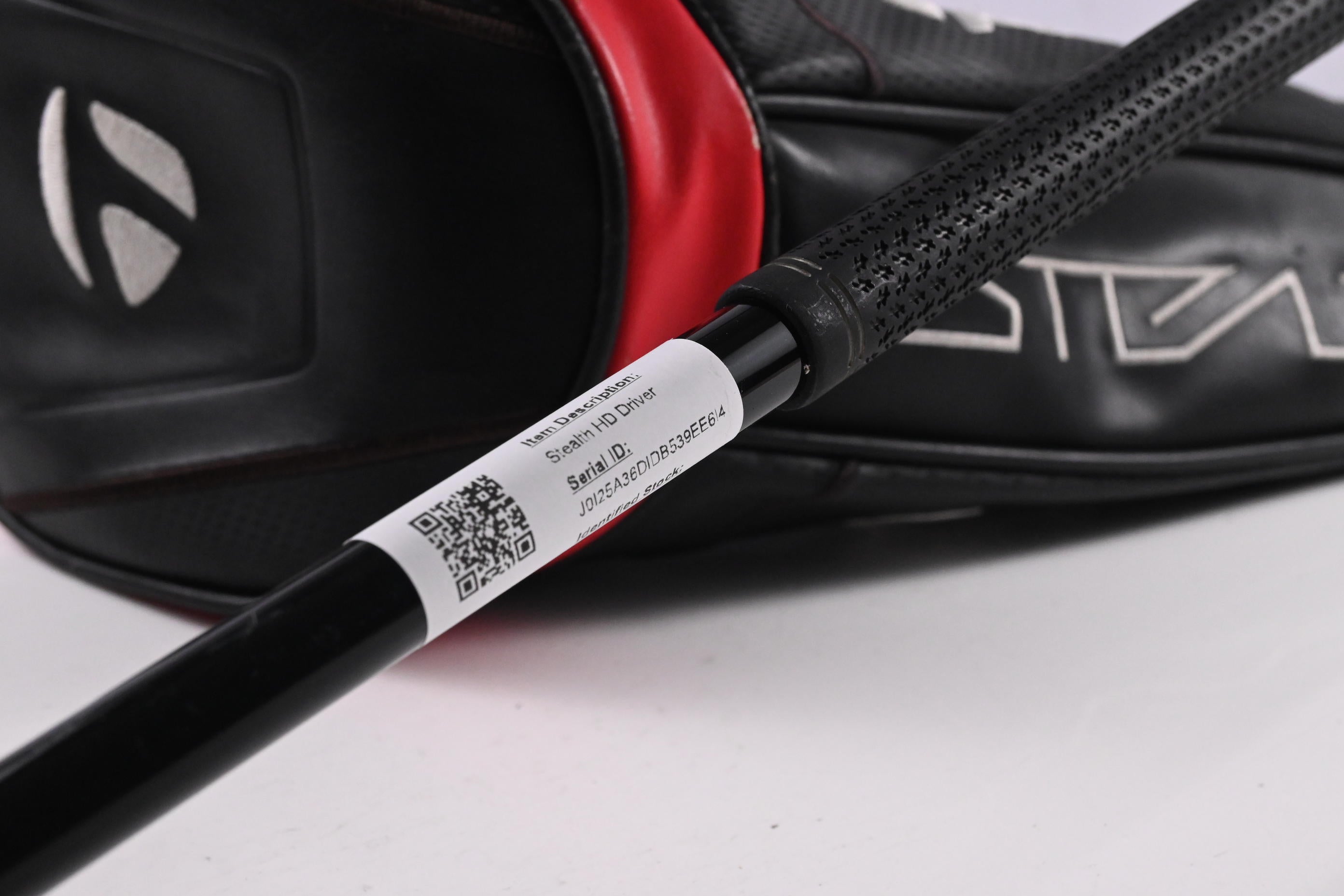 Taylormade Stealth HD Driver / 10.5 Degree / Regular Flex Ventus Red 5 Shaft