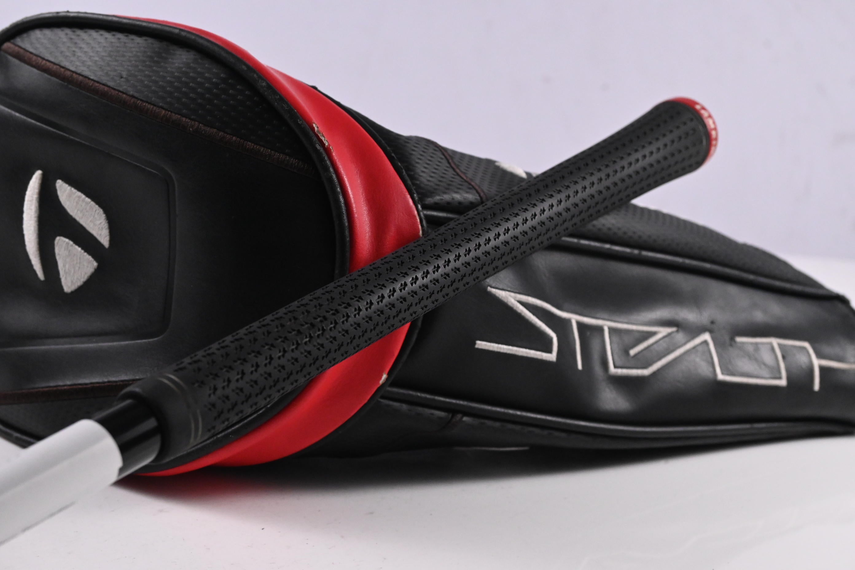 Taylormade Stealth HD Driver / 10.5 Degree / Regular Flex Ventus Red 5 Shaft