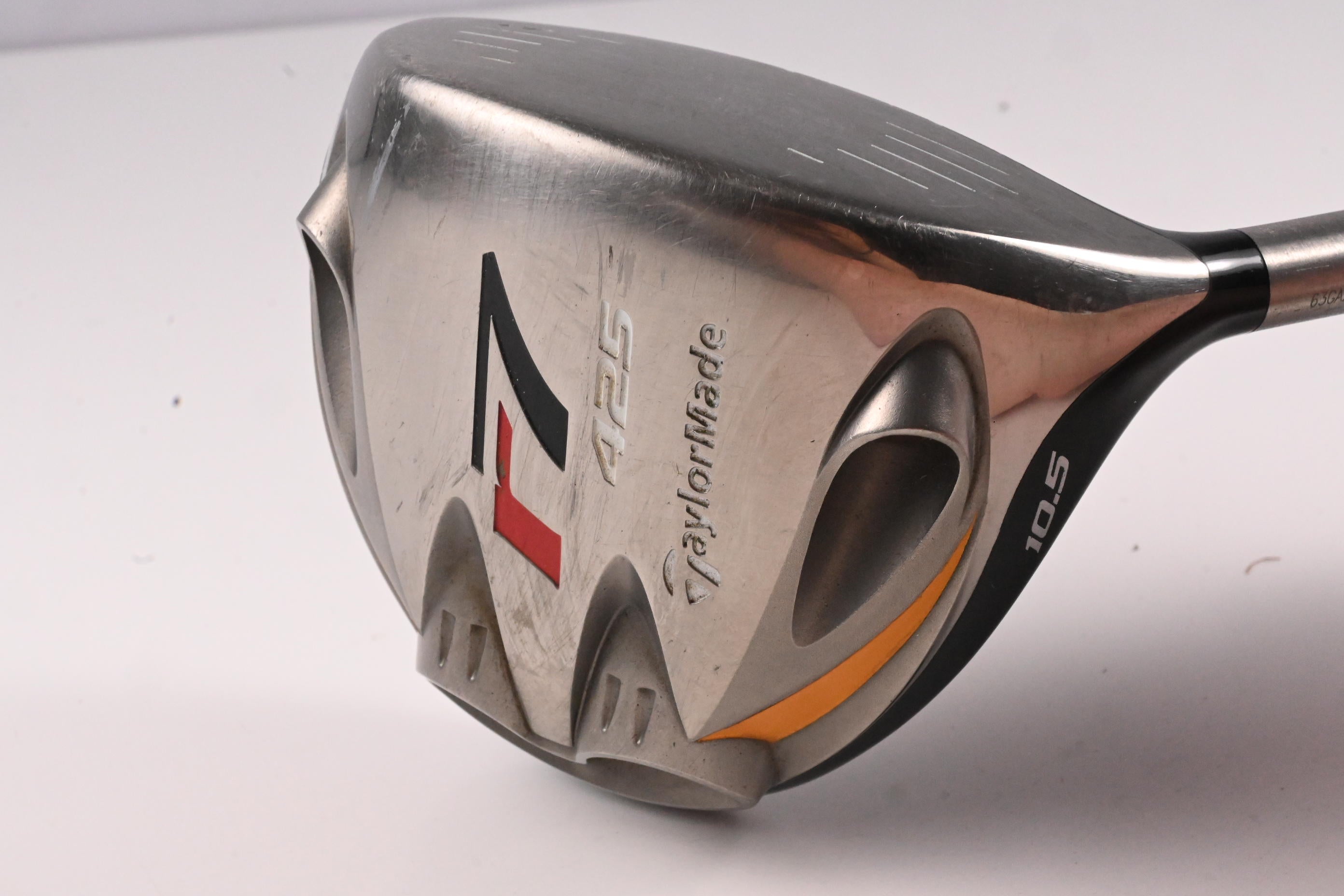 Taylormade R7 425 Driver / 10.5 Degree / Regular Flex Taylormade Reax 65 Shaft