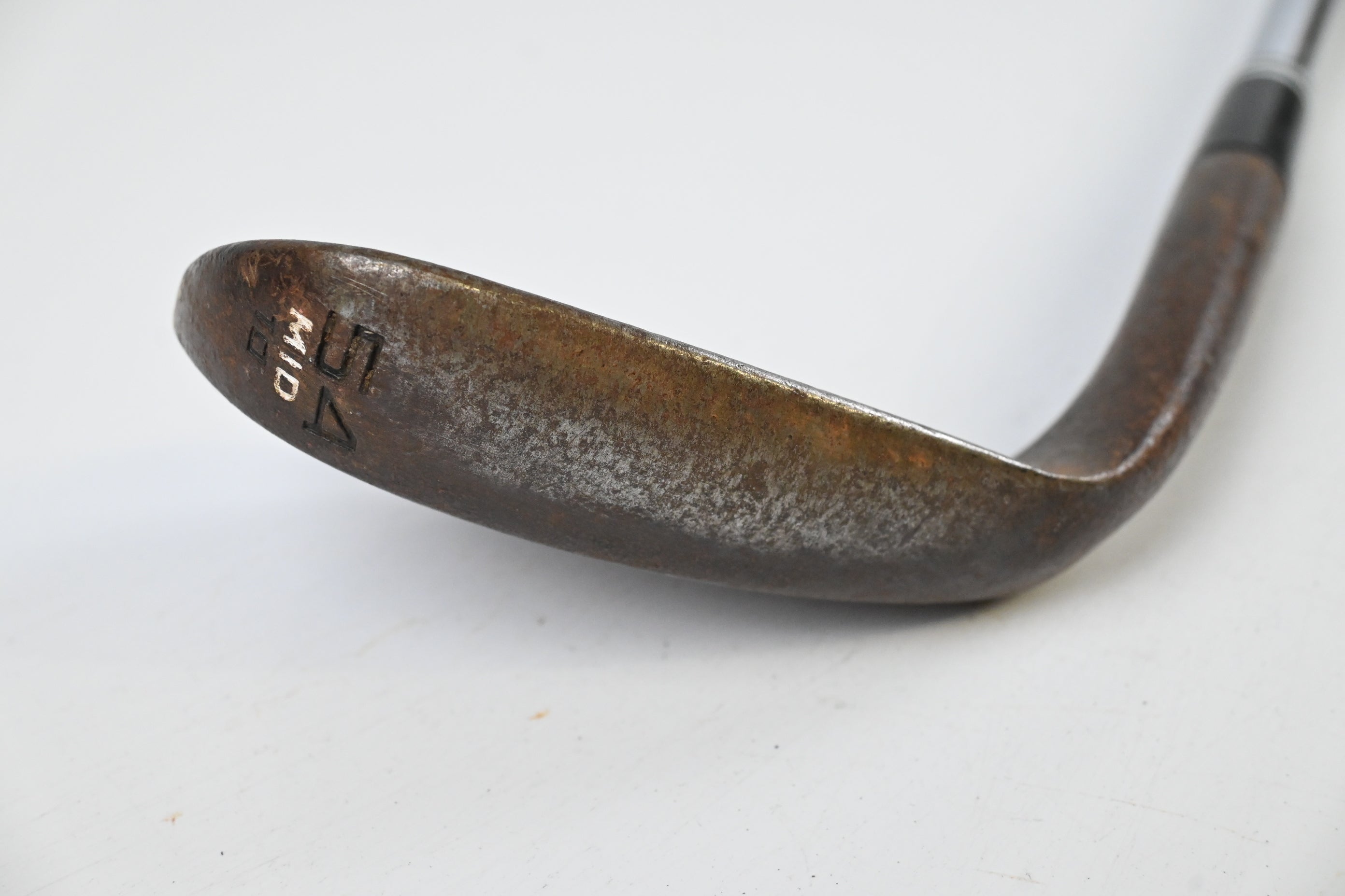 Cleveland RTX ZipCore Sand Wedge / 54 Degree / Wedge Flex Dynamic Gold Spinner