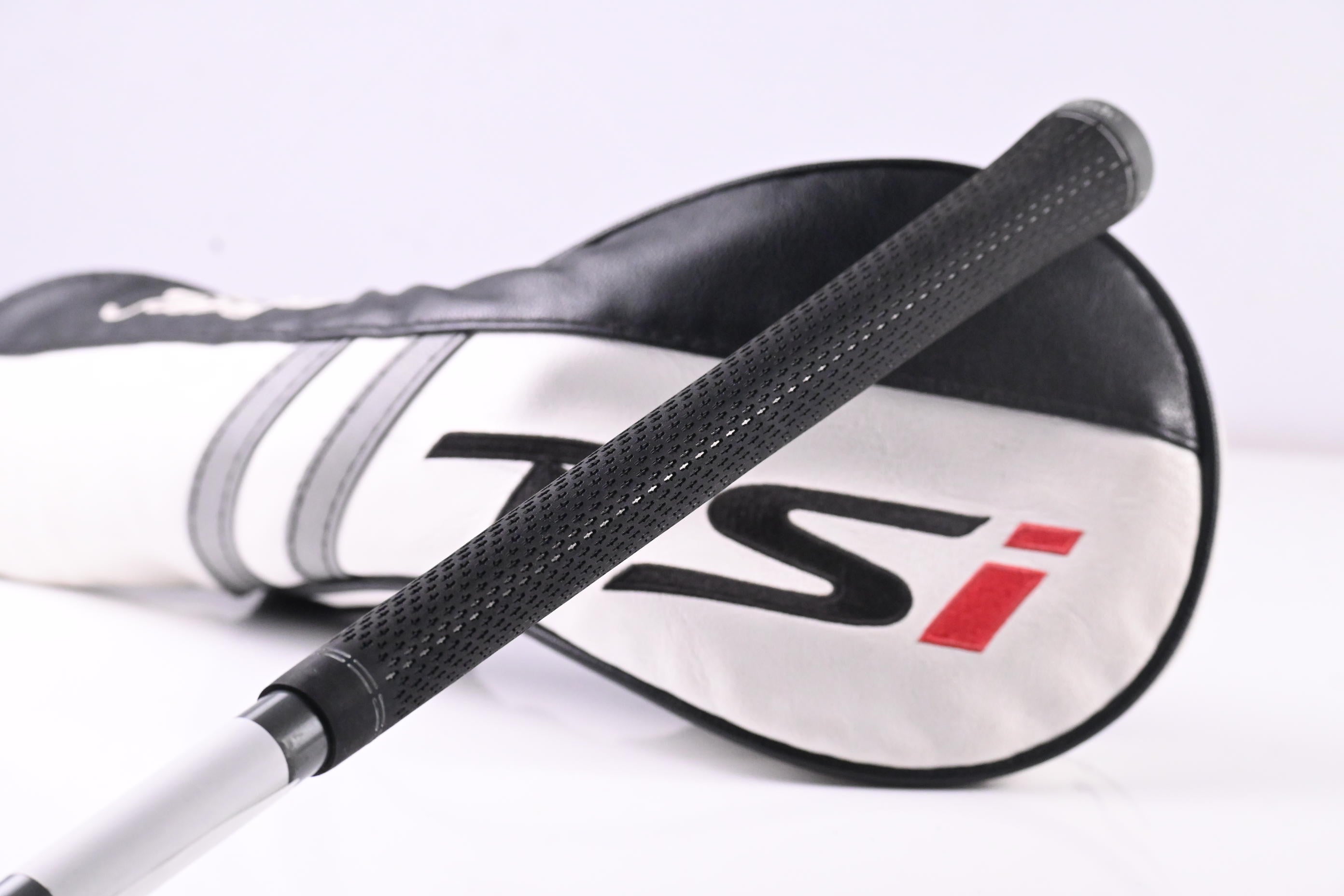 Titleist TSi3 Driver / 10 Degree / Regular Flex Aldila Ascent 40 Shaft