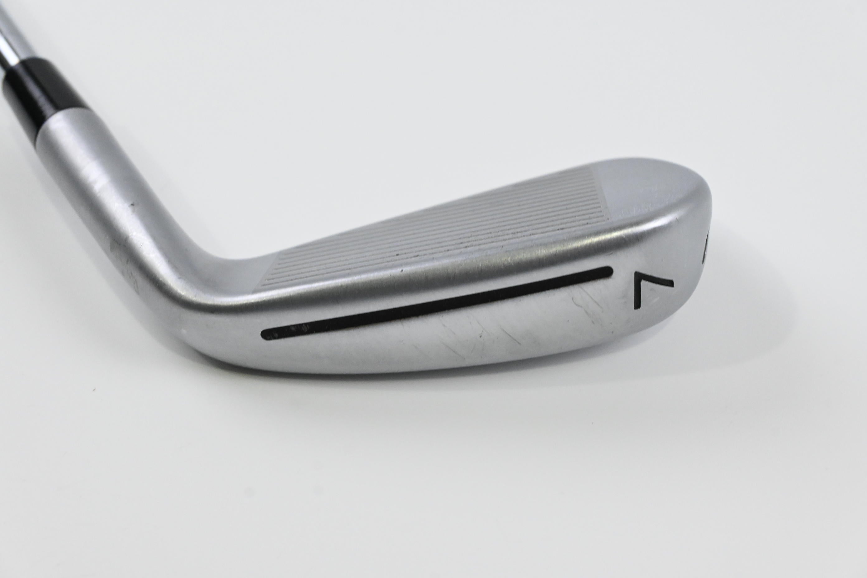 Left Hand P790 2023 #7 Iron Individual Iron / Stiff Flex Dynamic Gold 105 S300