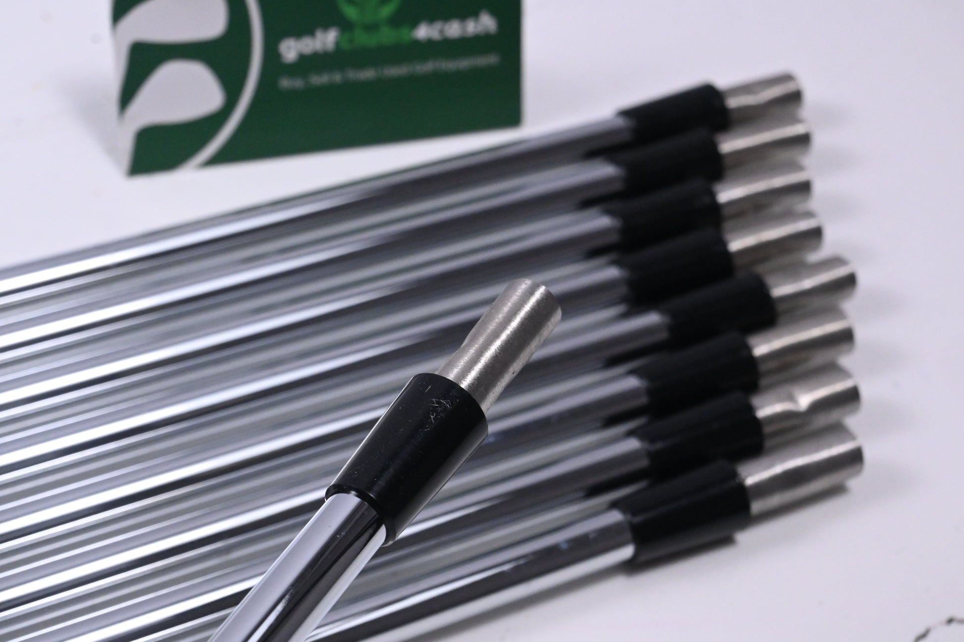 Dynamic Gold X200 Iron Shafts / X-Flex / Set of 9 / .370" Parallel Tips