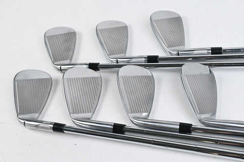 Taylormade Qi Irons / 5-PW+GW / Stiff Flex Dynamic Gold MID 115 S300 Shafts
