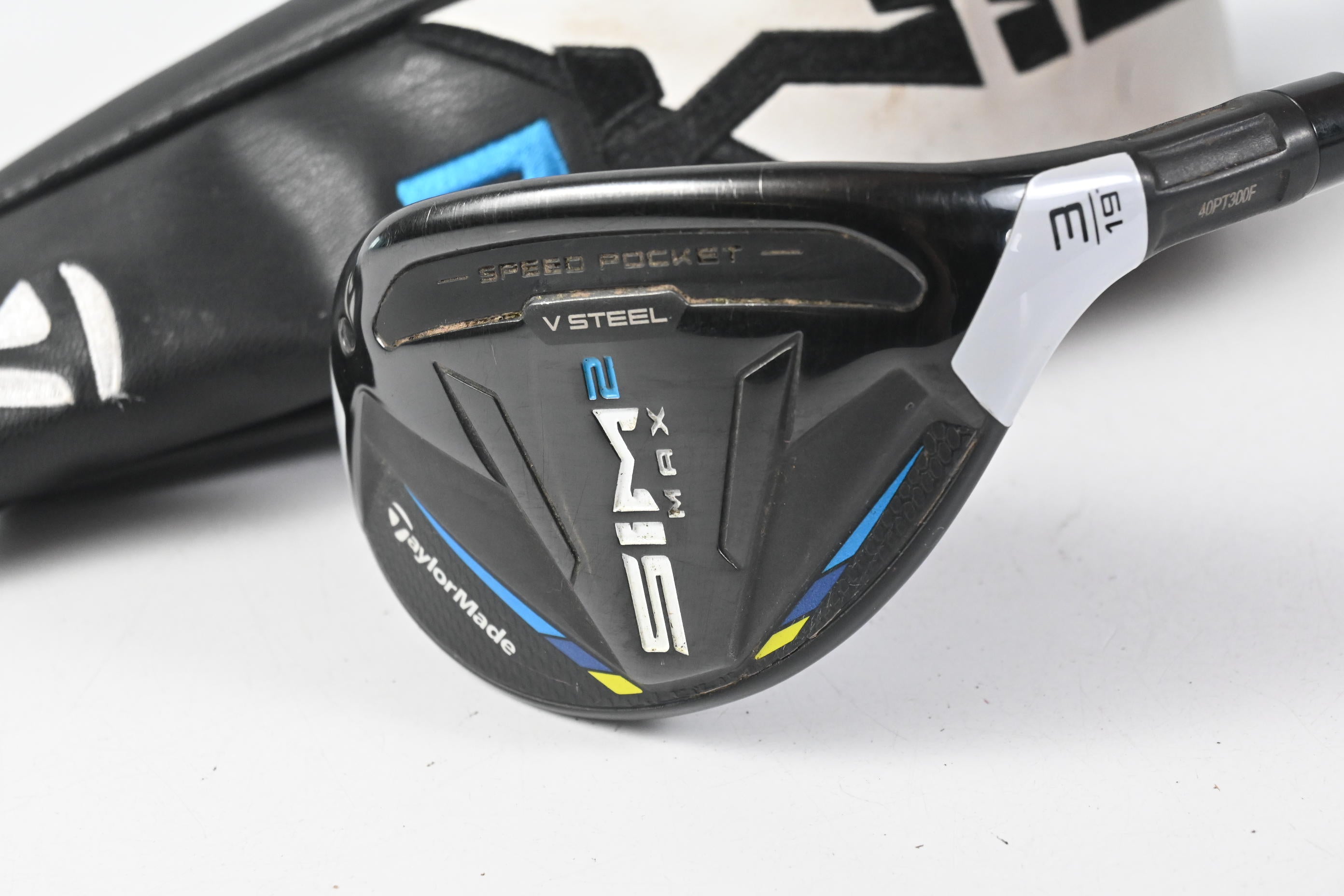 Taylormade SIM2 Max #3 Hybrid / 19 Degree / Stiff Flex Ventus Blue 7 Shaft