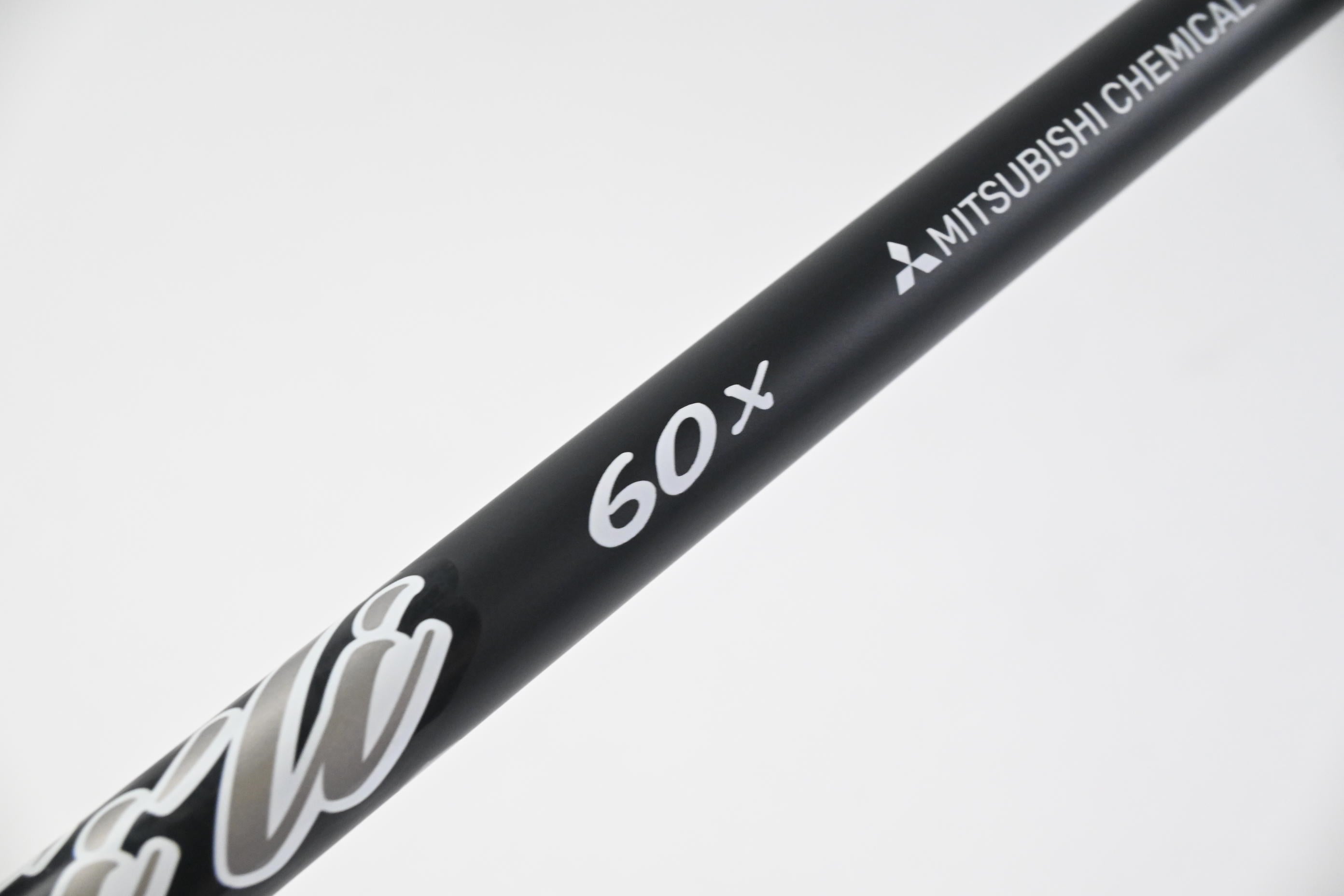 Taylormade Qi35 LS Driver / 8 Degree / X-Flex Kai'li Dark Waves White 60 Shaft