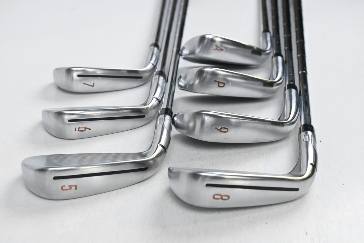 Taylormade Qi Irons / 5-PW+GW / Stiff Flex Dynamic Gold MID 115 S300 Shafts