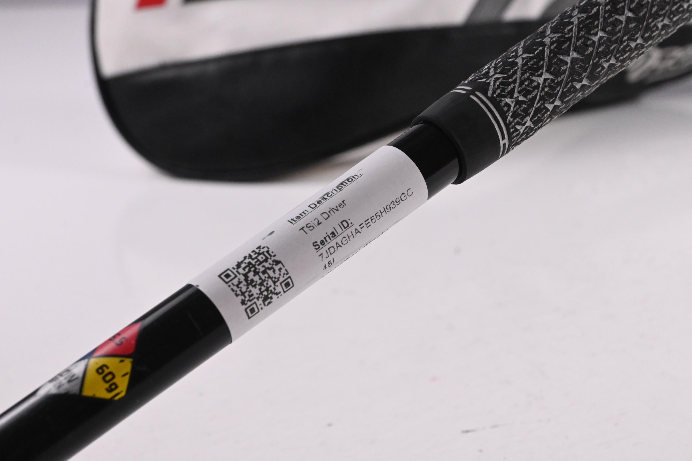 Titleist TSi2 Driver / 9 Degree / Regular Flex HZRDUS Smoke Black RDX 60 Shaft