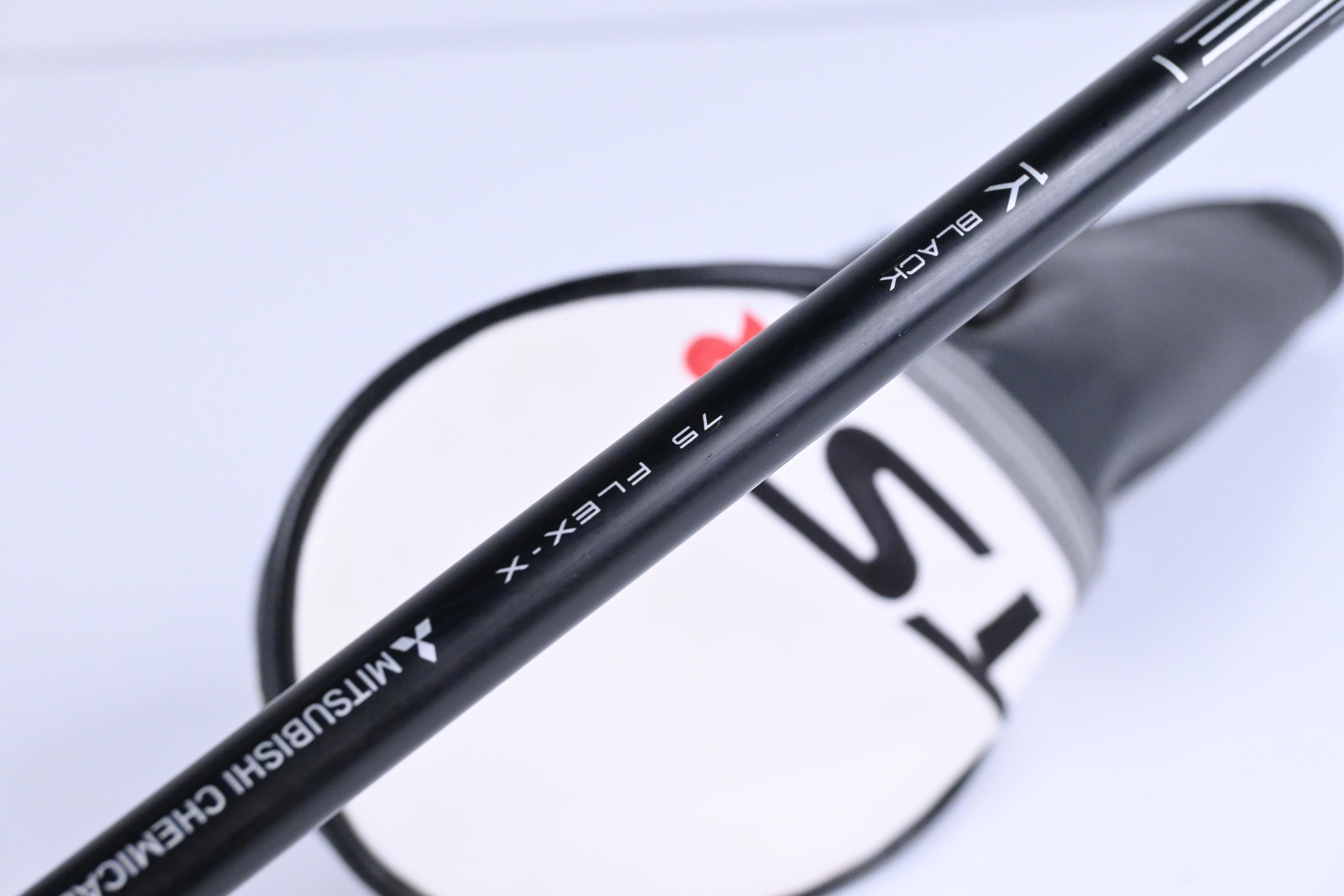 Titleist TSR2 #5 Wood / 18 Degree / X-Flex Tensei 1K Black 75 Shaft