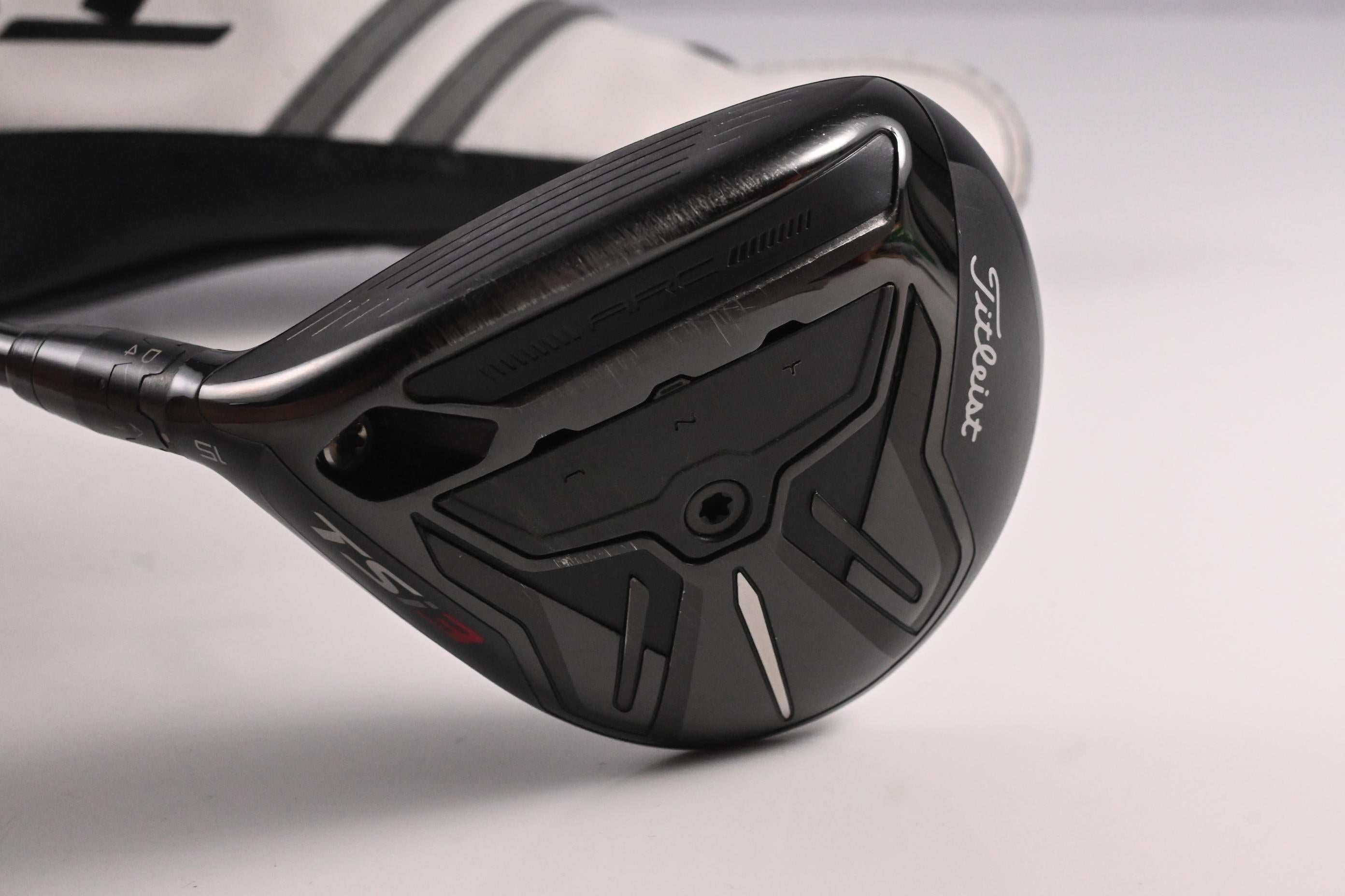Left Hand Titleist TSi3 #3 Wood / 15 Degree / Stiff Flex HZRDUS GEN4 Black 70