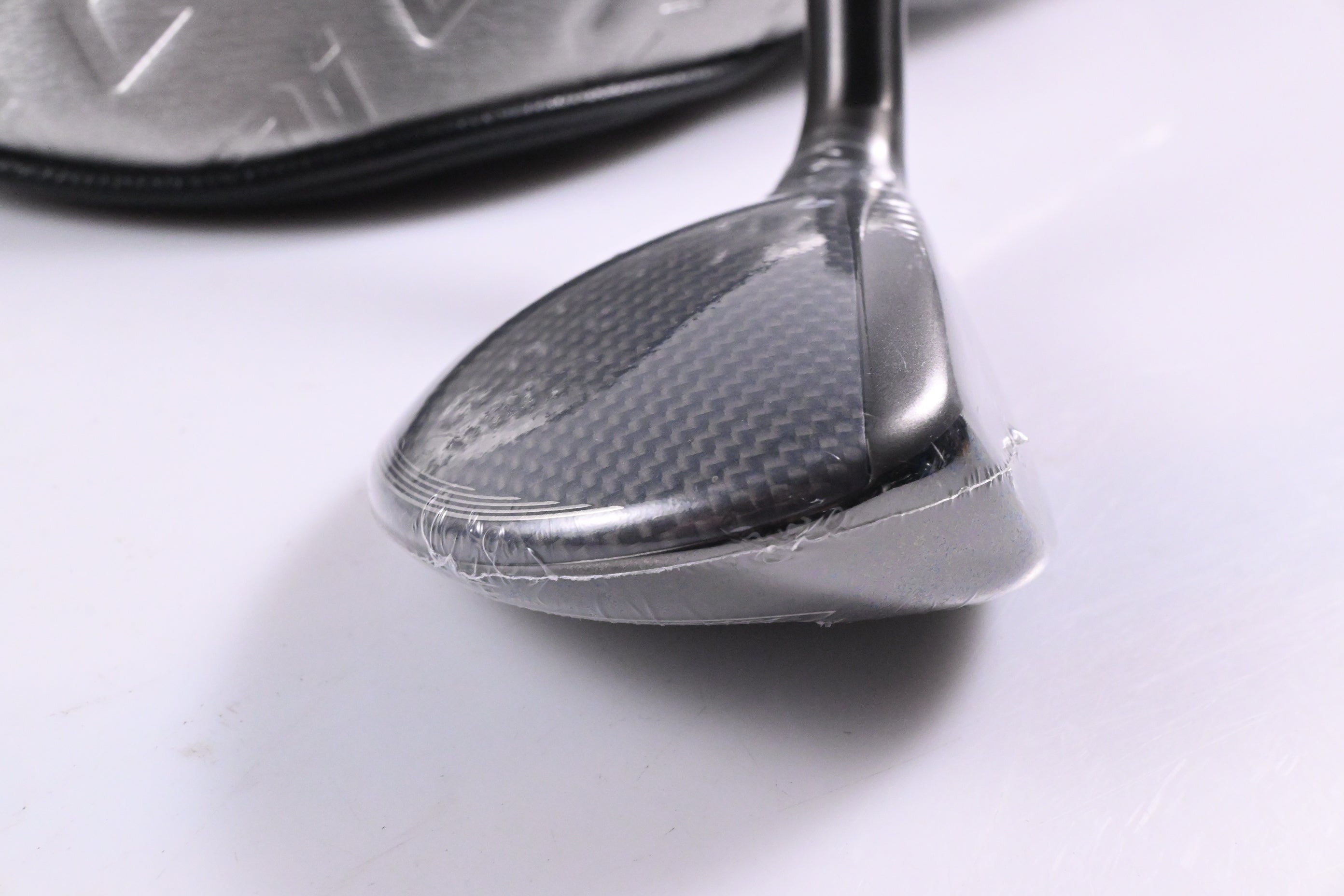 Taylormade Qi35 Max Lite #5 Hybrid / 27 Degree / Senior Flex Vanquish 5 Shaft