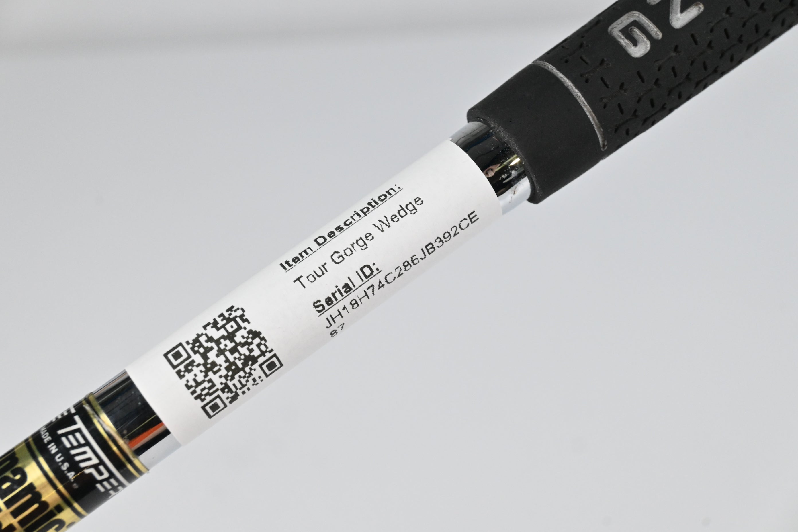 Ping Tour Gorge Gap Wedge / 52 Degree / Yellow Dot / Stiff Flex Dynamic Gold