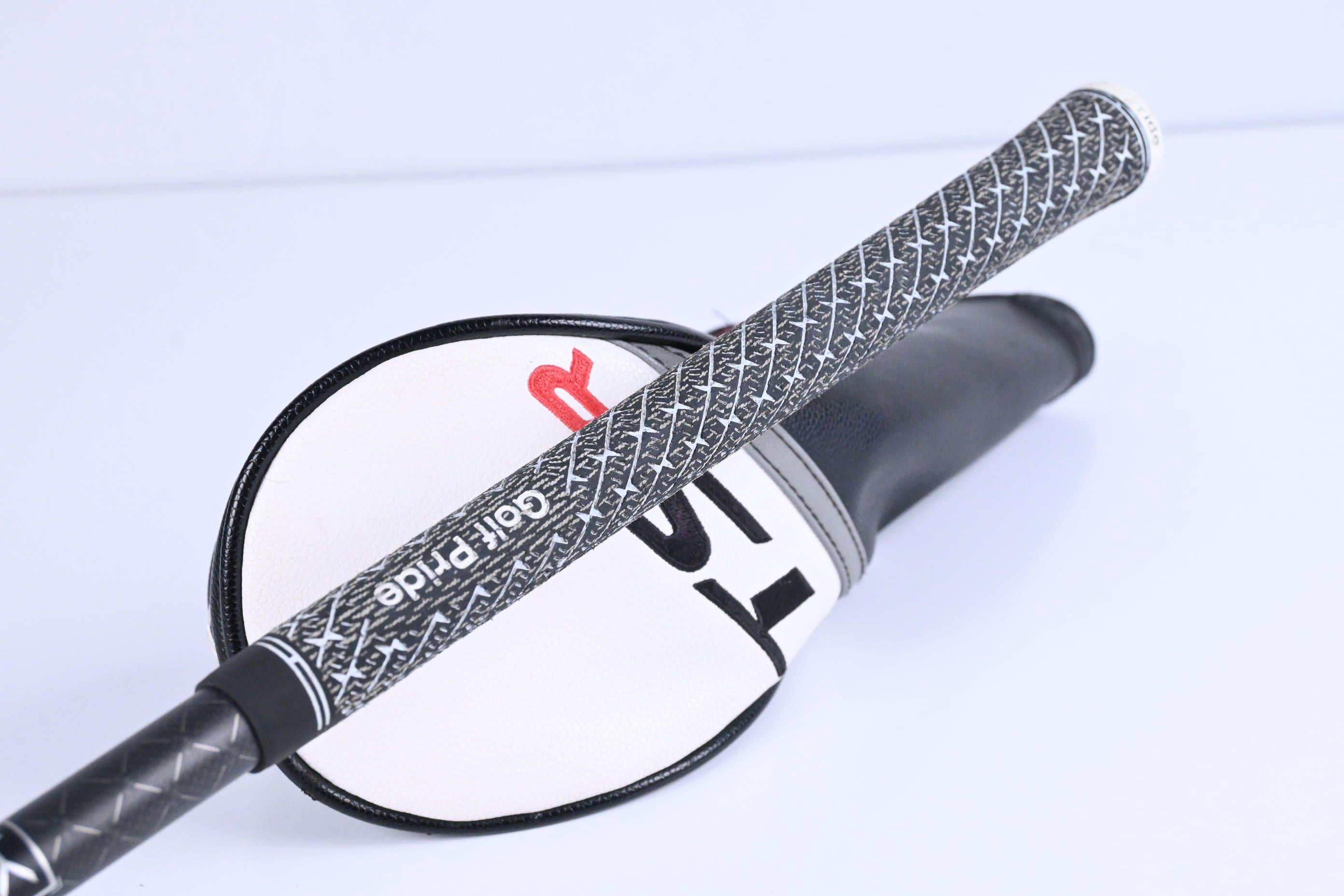 Titleist TSR2 #5 Wood / 18 Degree / X-Flex Tensei 1K Black 75 Shaft