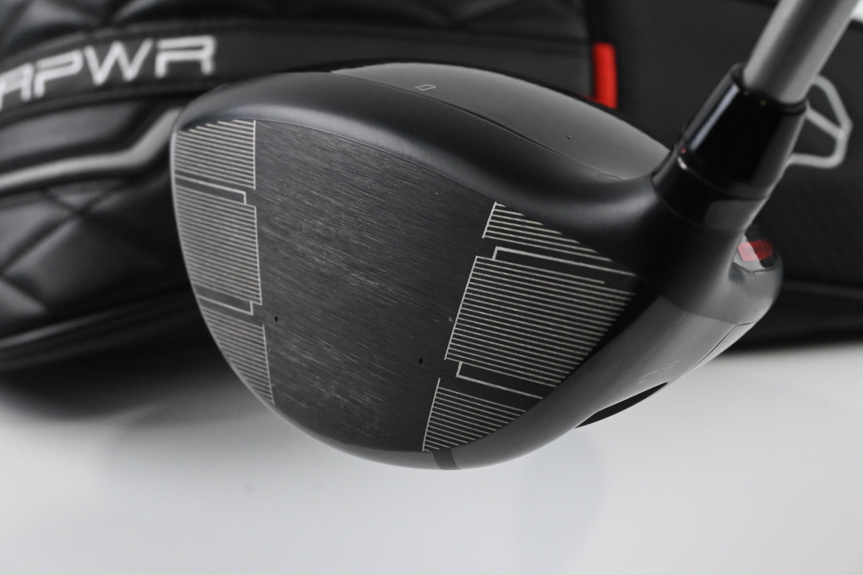 Wilson DYNAPWR 2025 Carbon Driver / 9 Degree / Seniors Flex UST Helium NCT 4