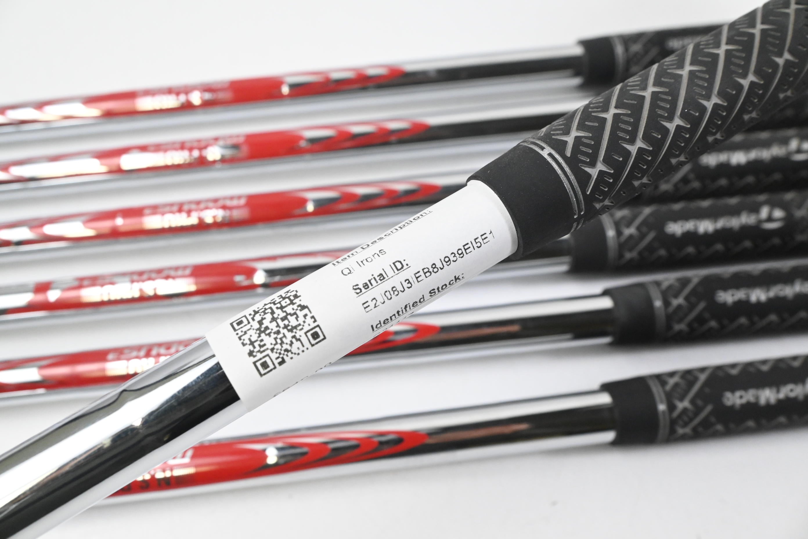 Taylormade Qi Irons / 4-PW / Stiff Flex N.S.Pro Modus3 Tour105 Shafts