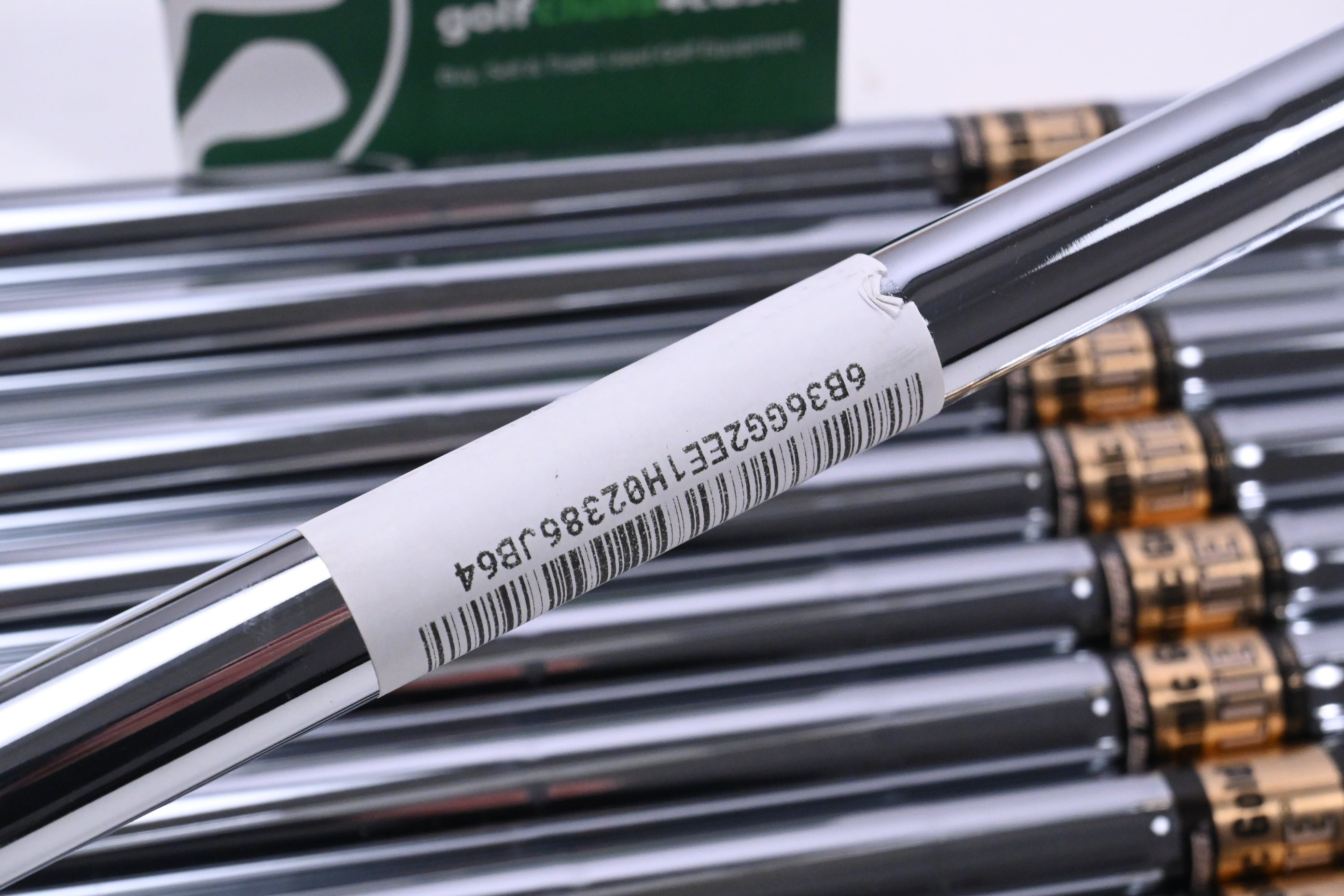 Dynamic Gold Lite X100 Iron Shafts / X-Flex / Set of 9 / .370" Parallel Tips