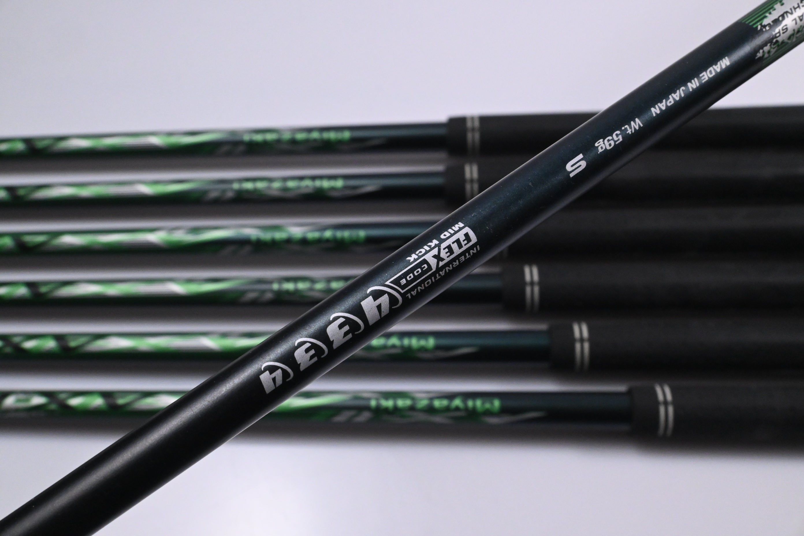 XXIO X 2022 Irons / 5-PW+AW / Stiff Flex Miyazaki AX-II 59 Shafts