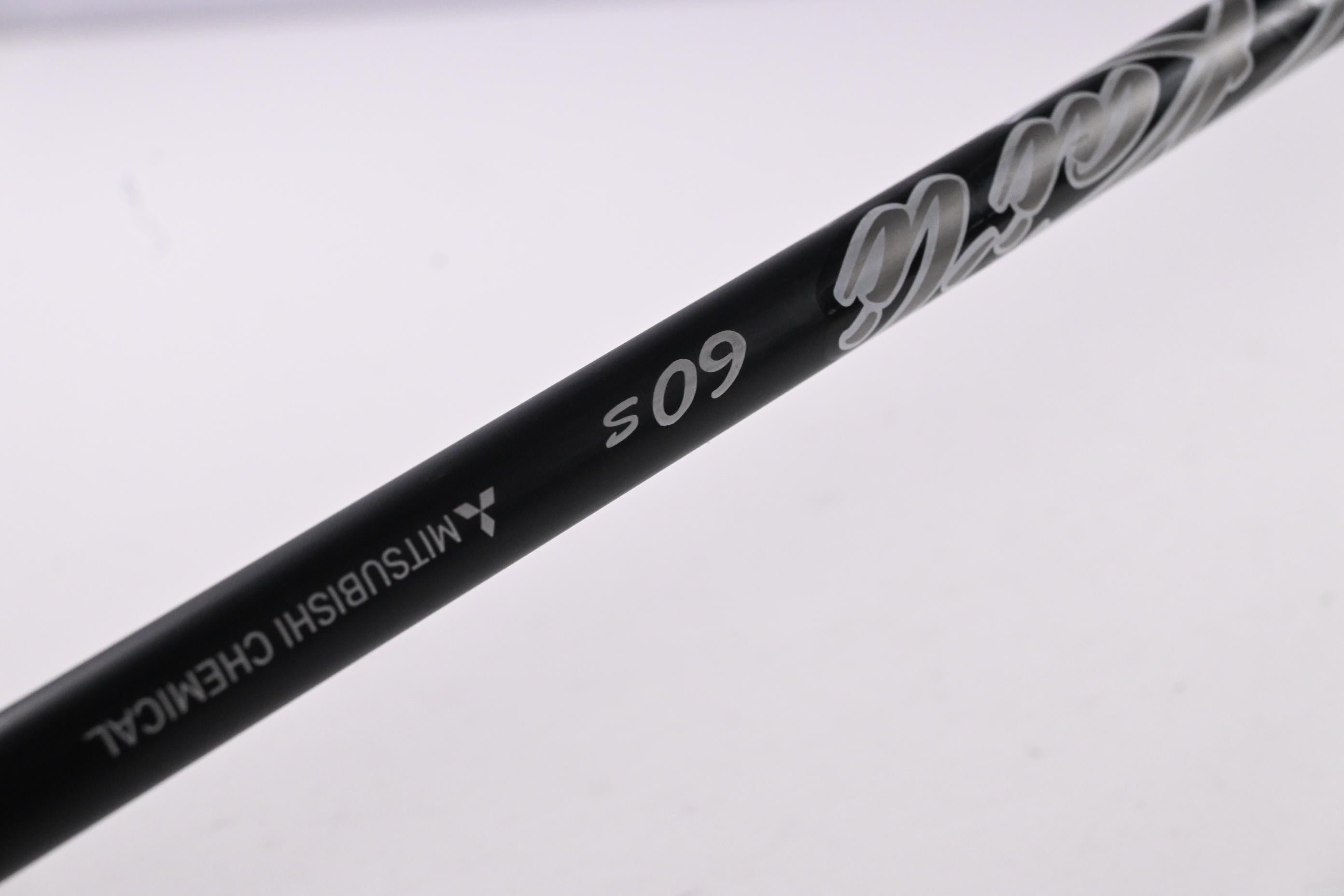 Taylormade Qi35 LS Driver / 9 Degree / Stiff Flex Kai`li White 60 Shaft