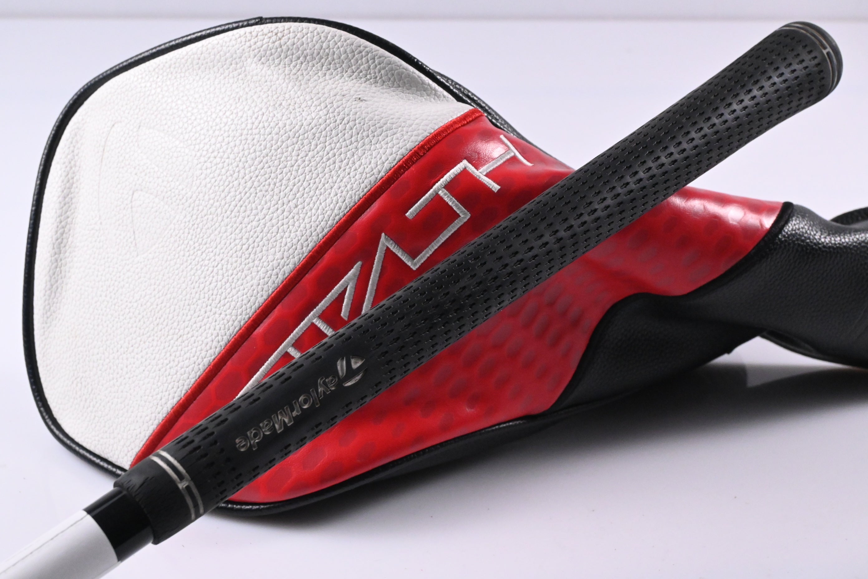 Taylormade Stealth 2 Driver / 10.5 Degree / X-Flex HZRDUS Gen4 Black 70 Shaft