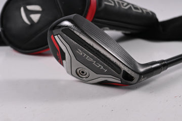 Taylormade Stealth Plus #2 Hybrid / 17 Degree / Regular Flex Tensei AV Blue 70