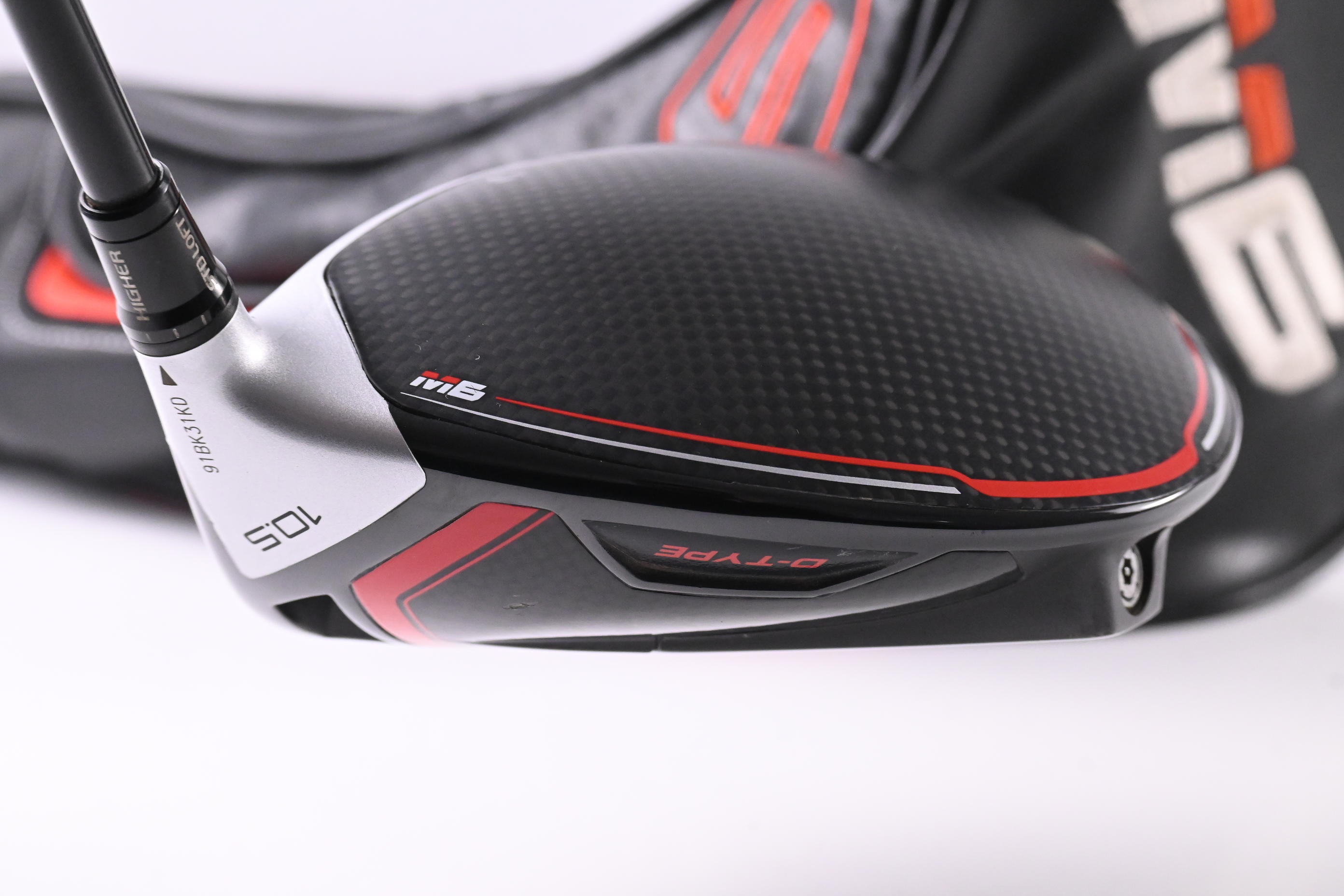 Taylormade M6 D-Type Driver / 10.5 Degree / Regular Flex Fujikura Atmos Black 6
