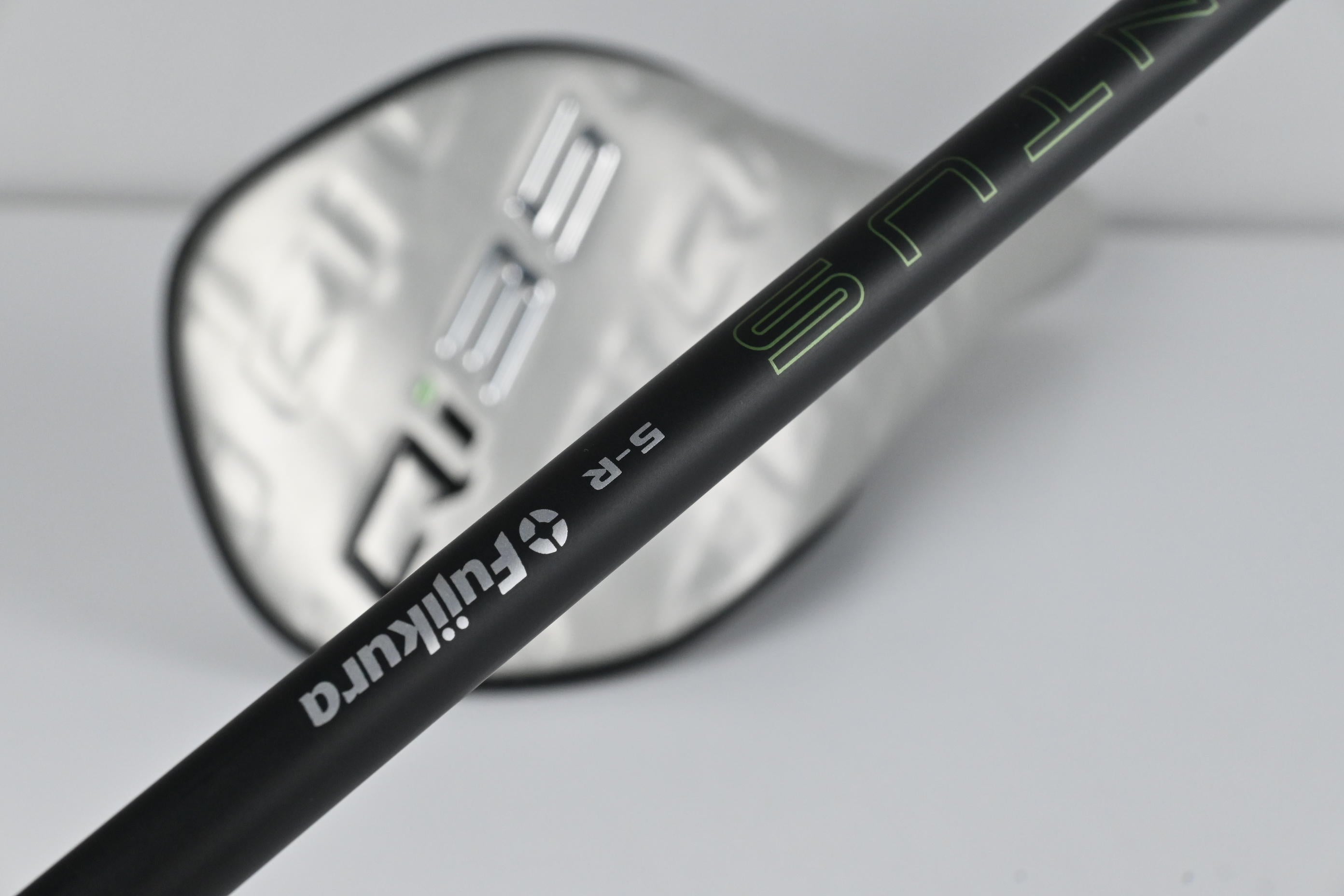 Taylormade Qi35 Driver / 9 Degree / Regular Flex Fujikura Ventus Blue 5 Shaft