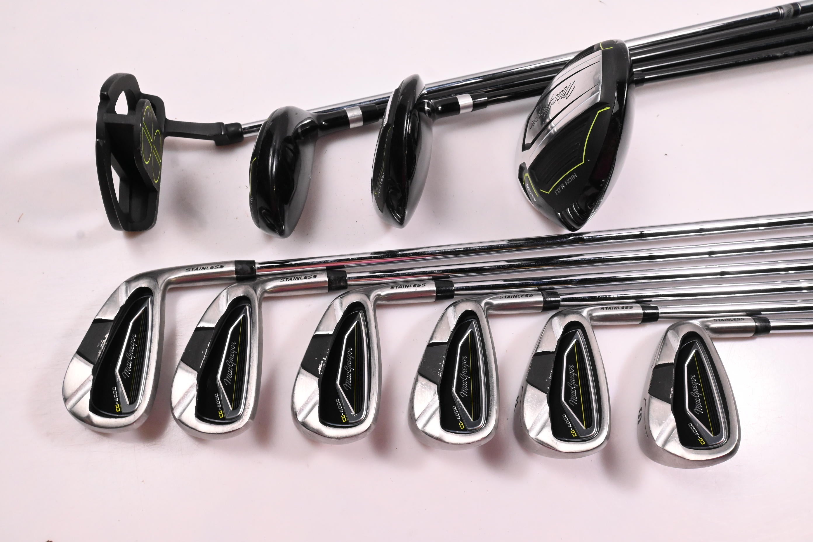 Macgregor CG-4000 Package Set / Woods, Irons, Putter, Bag