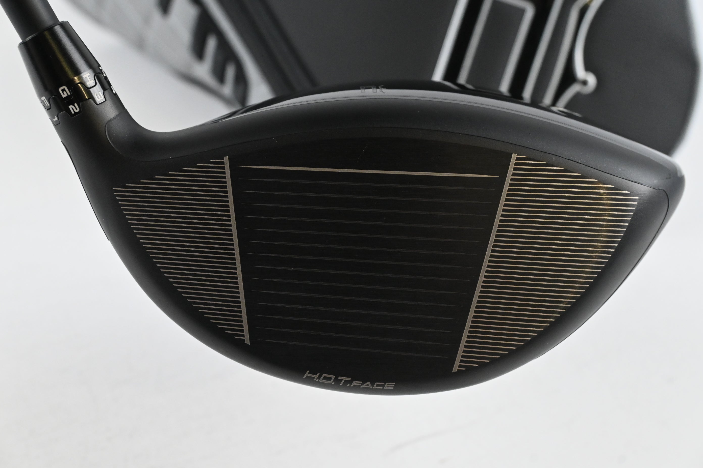 Left Hand Cobra OPTM X Driver / 10.5 Degree / Regular Flex Kai'li Dark Waves Red