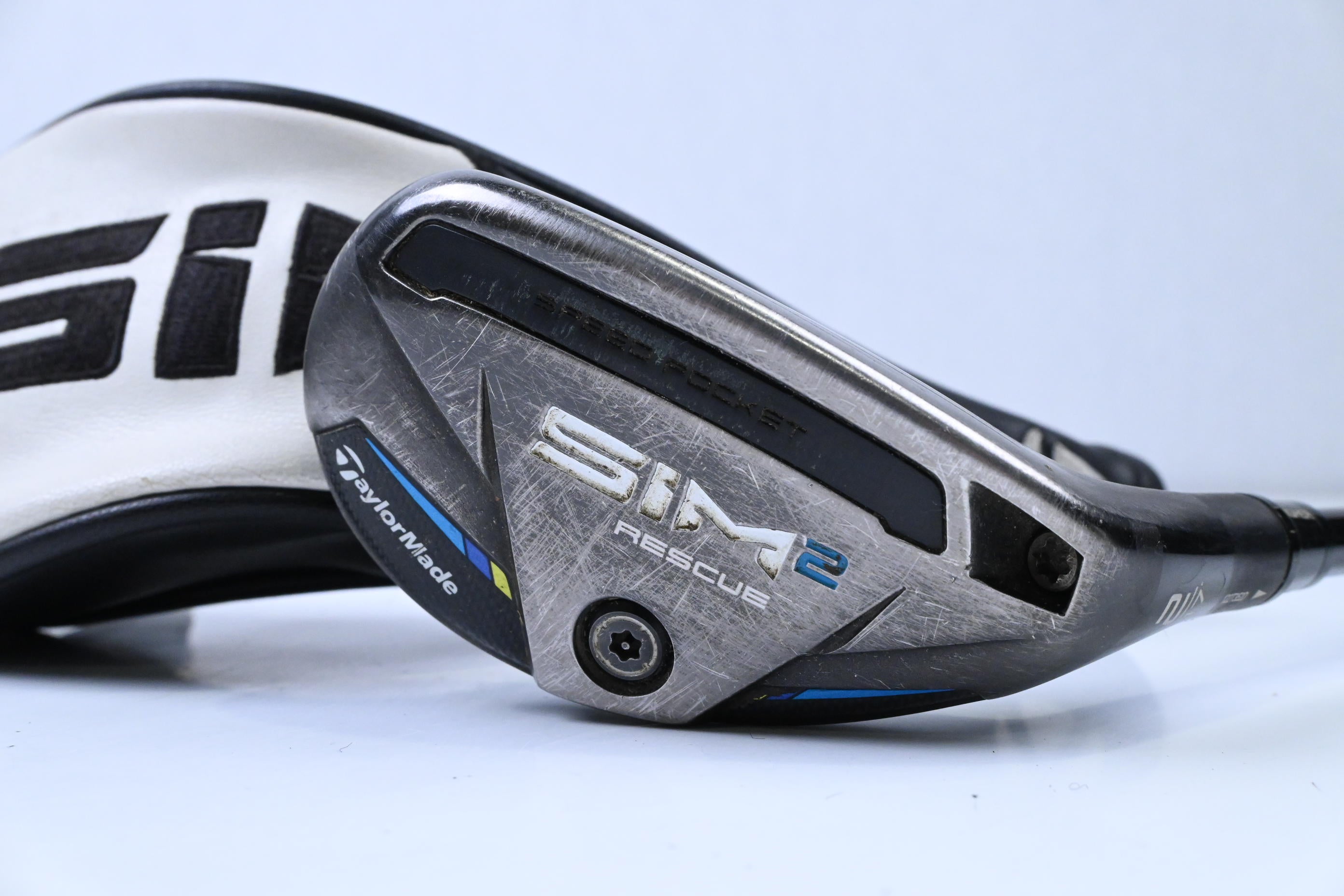 Taylormade SIM2 #2 Hybrid / 17 Degree / Stiff Flex Tensei AV Raw Blue 80 Shaft