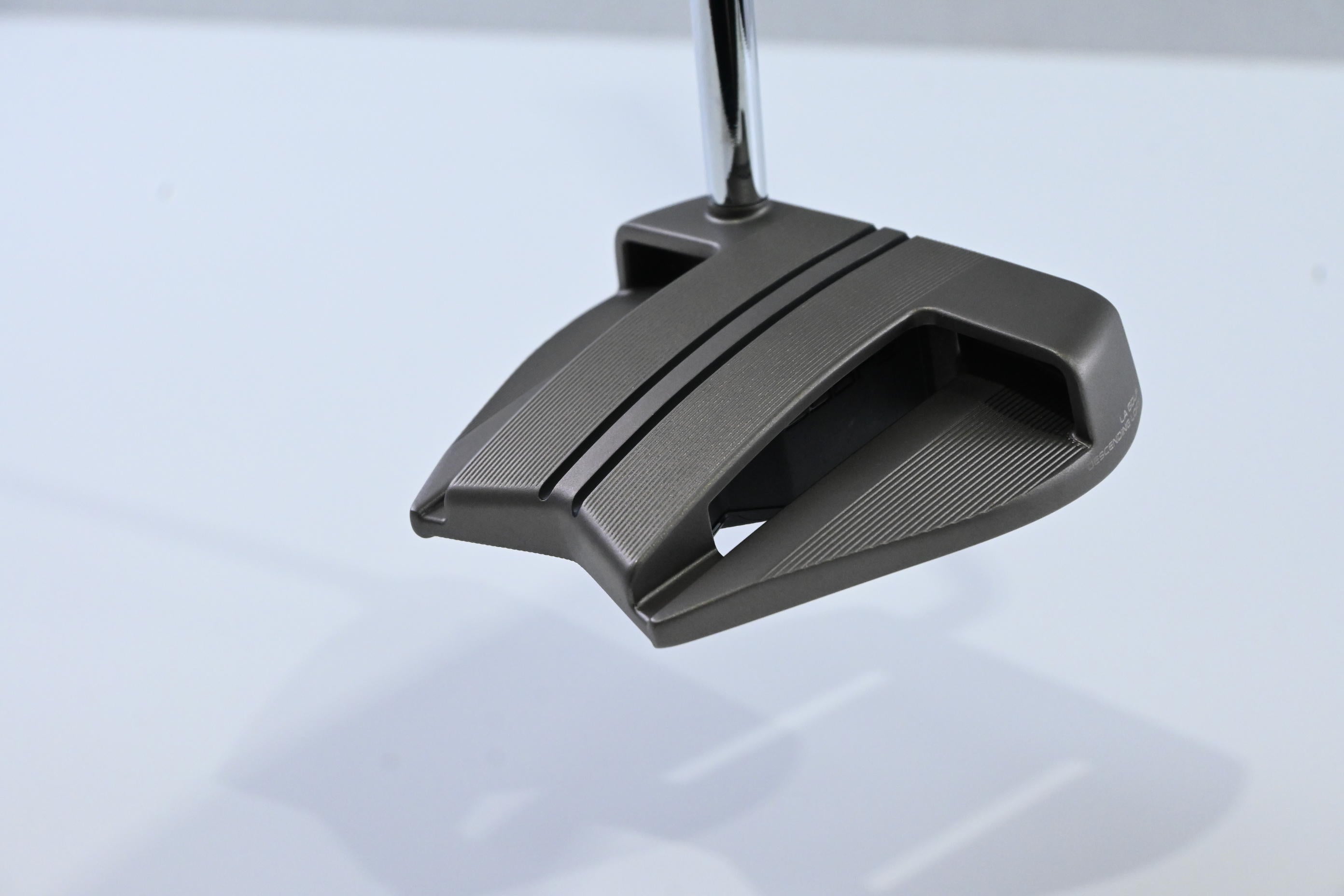 Cobra MIM Stingray Putter / 34 Inch