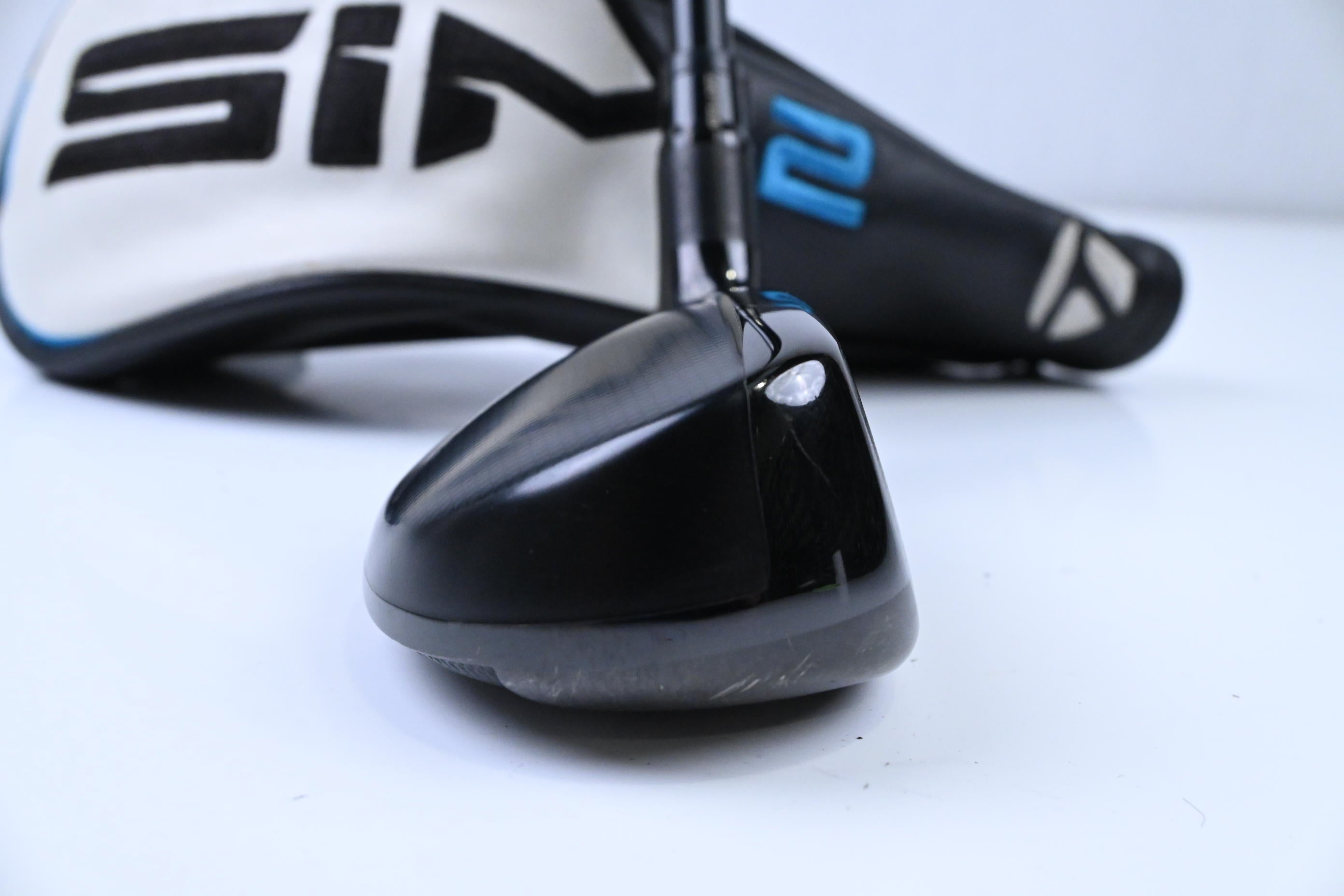 Taylormade SIM2 #2 Hybrid / 17 Degree / Stiff Flex Tensei AV Raw Blue 80 Shaft