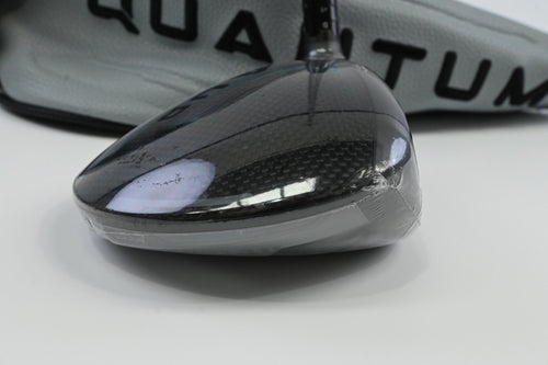 Callaway Quantum Max Driver / 10.5 Degree / Regular Flex Denali Frost Silver 50