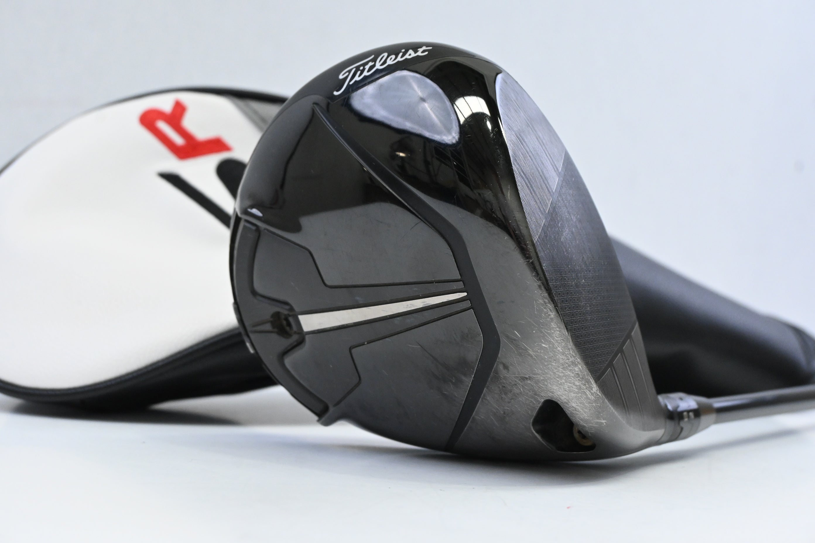 Titleist TSR3 Driver / 10 Degree / Stiff Flex HZRDUS Gen4 Red CB 50 Shaft