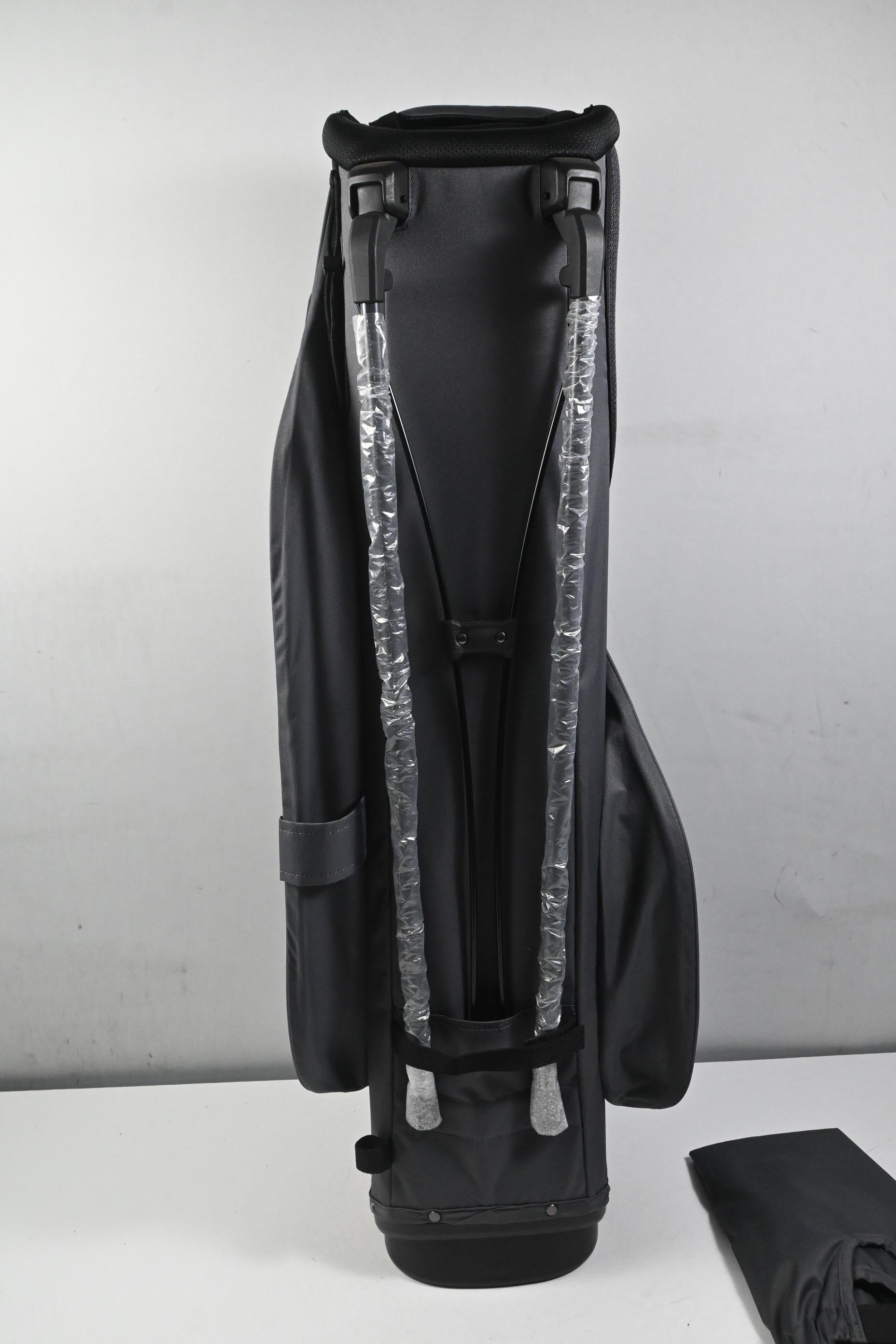 Titleist StaDry Stand Bag / 4-Way Divider / Black