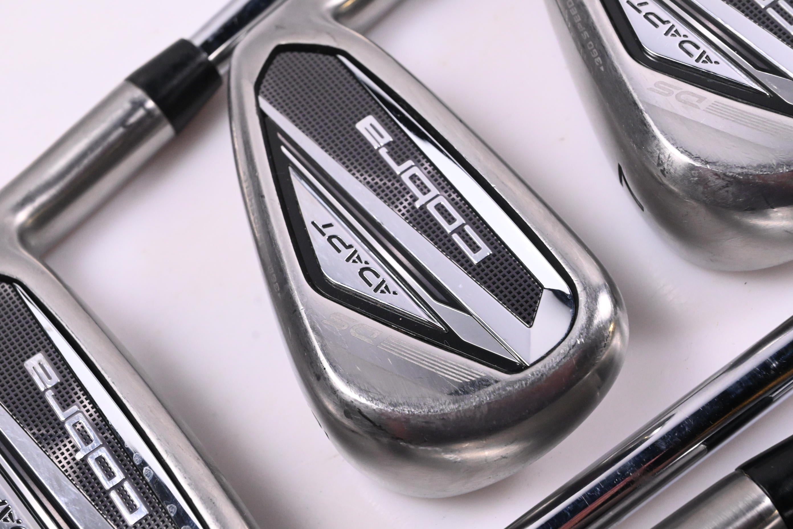 Cobra DS-Adapt Irons / 5-PW+GW / Regular Flex KBS Tour Lite Shafts