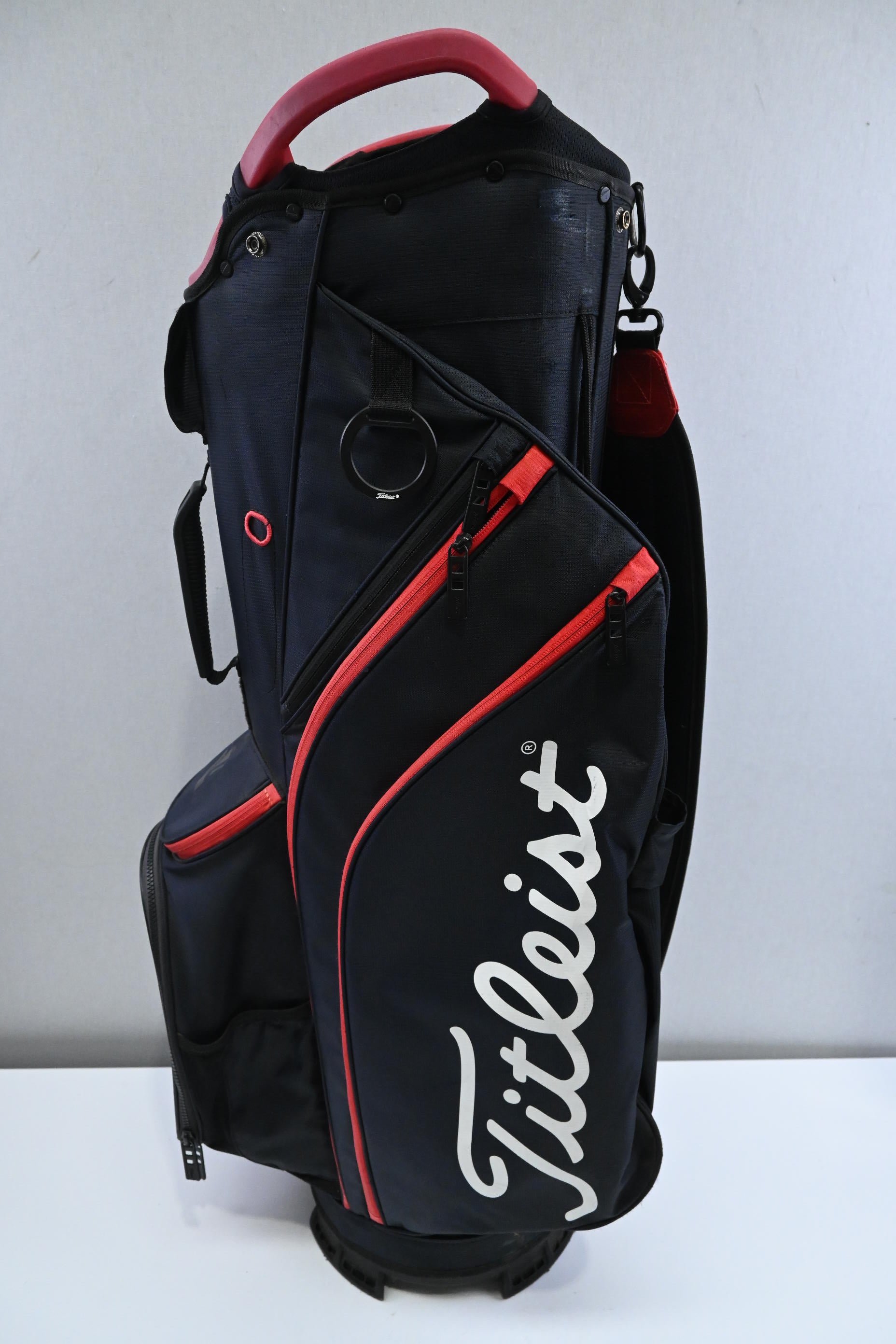 Titleist Cart Bag / 14-Way Divider / Black , Red