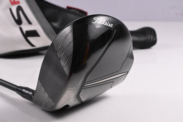 Left Hand Titleist TSR2 Driver / 10 Degree / Regular Flex Ventus Blue 5 Shaft