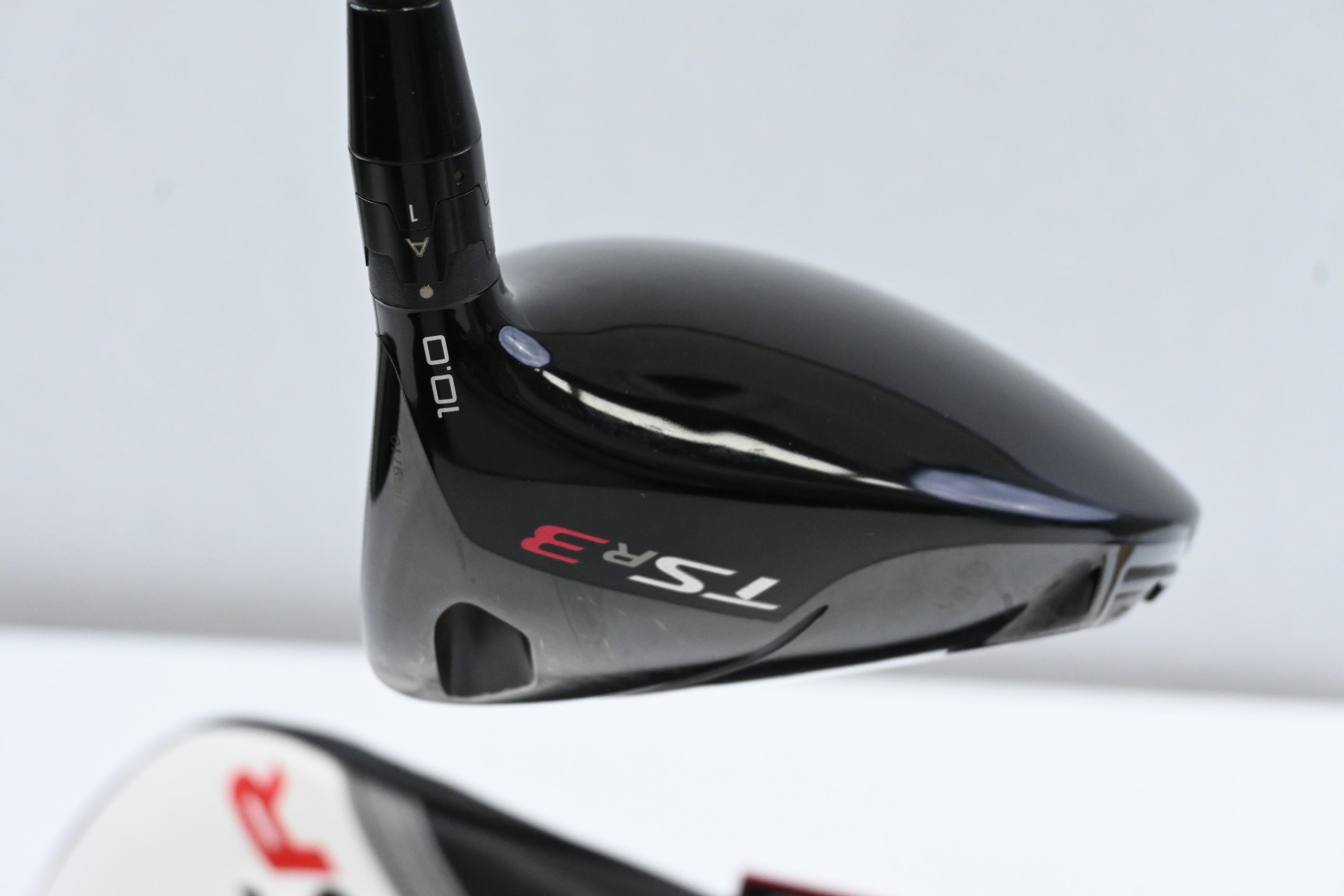 Titleist TSR3 Driver / 10 Degree / Stiff Flex HZRDUS Gen4 Red CB 50 Shaft