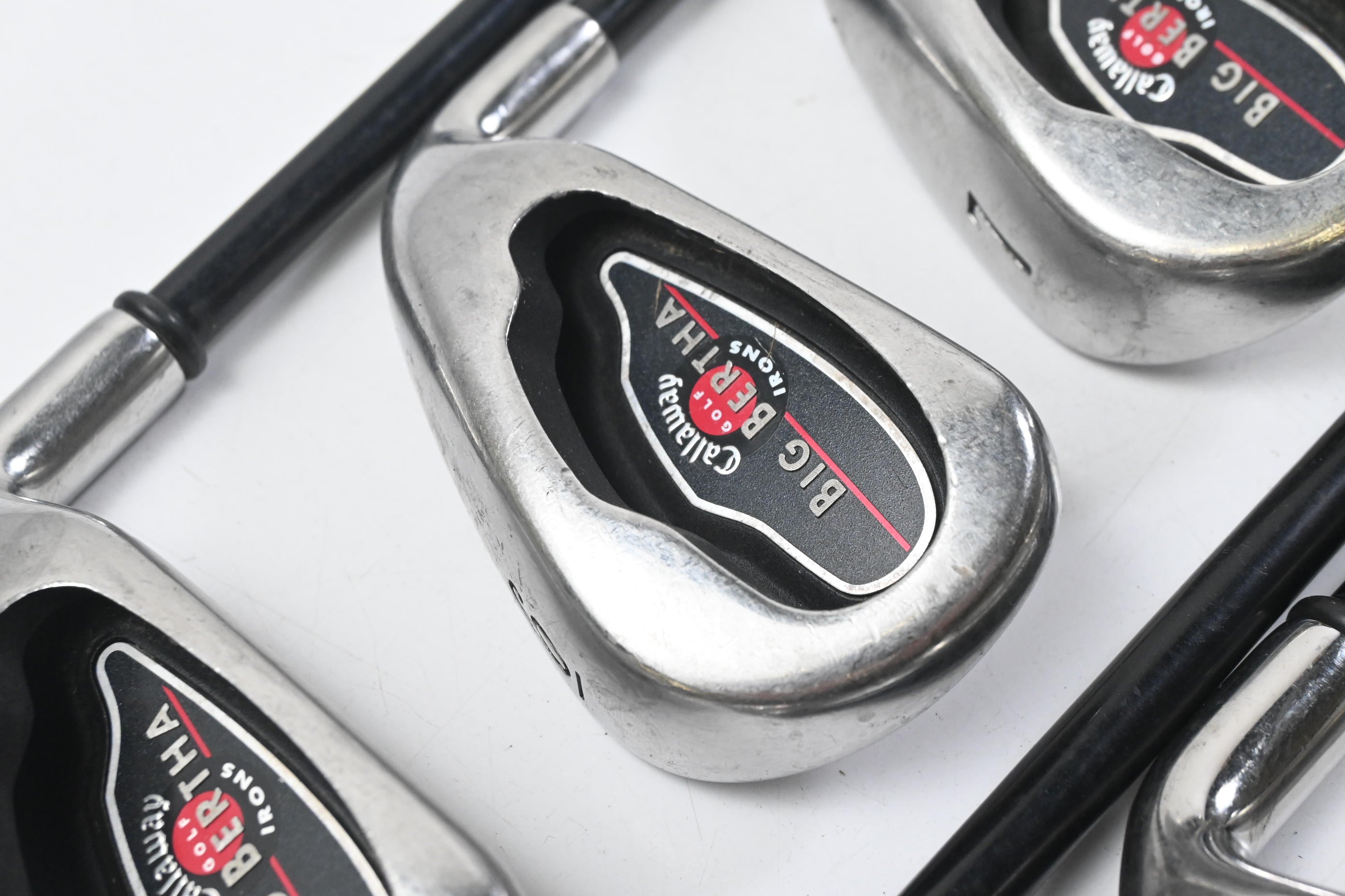 Callaway Big Bertha 2004 Irons / 5-PW+GW+SW / Regular Flex RCH 75i Shafts