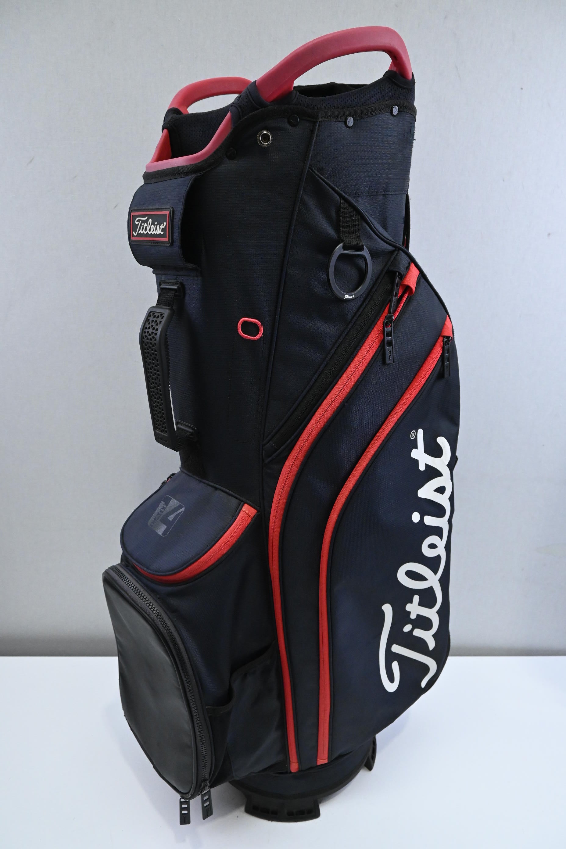 Titleist Cart Bag / 14-Way Divider / Black , Red