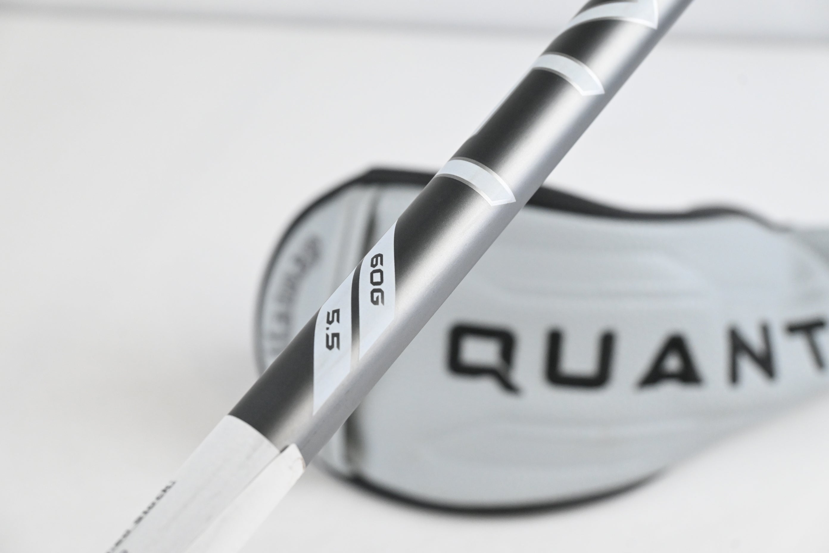 Callaway Quantum Max #5 Wood / 18 Degree / Regular Flex Denali Frost Silver 60