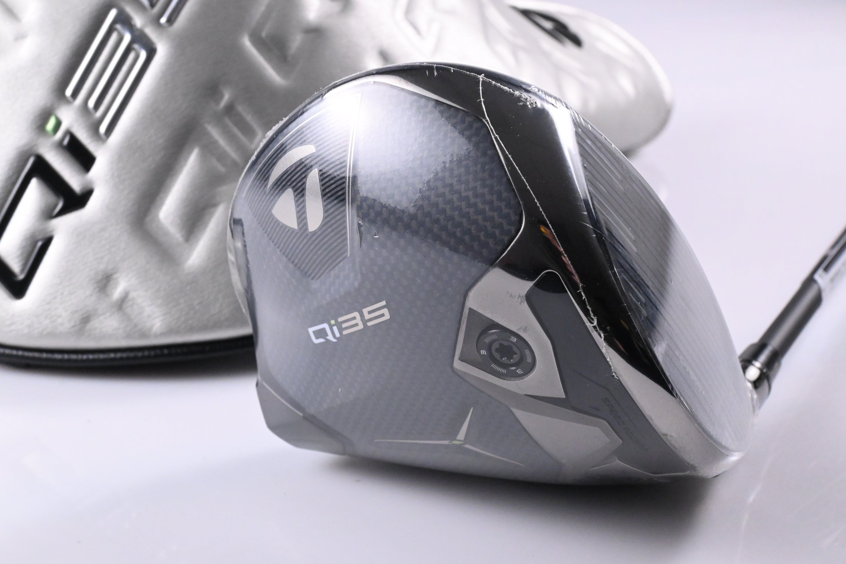 Taylormade Qi35 LS Driver / 9 Degree / Stiff Flex Kai'Li Dark Waves White 60