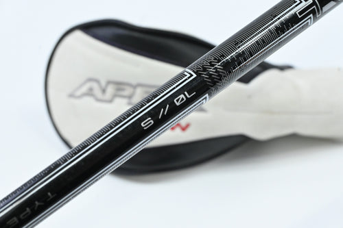 Callaway Apex UW 24 #2 Hybrid / 17 Degree / Stiff Flex MMT 70 Shaft