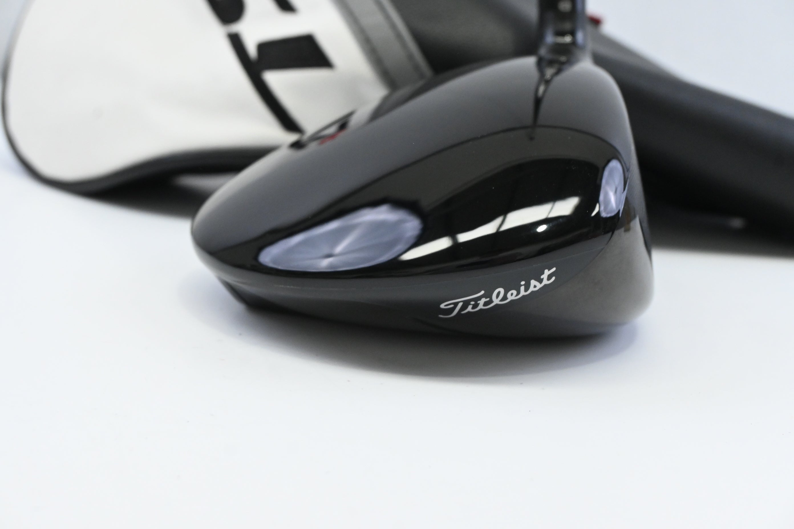 Titleist TSR2 Driver / 10 Degree / Regular Flex Tensei AV Blue 55 Shaft