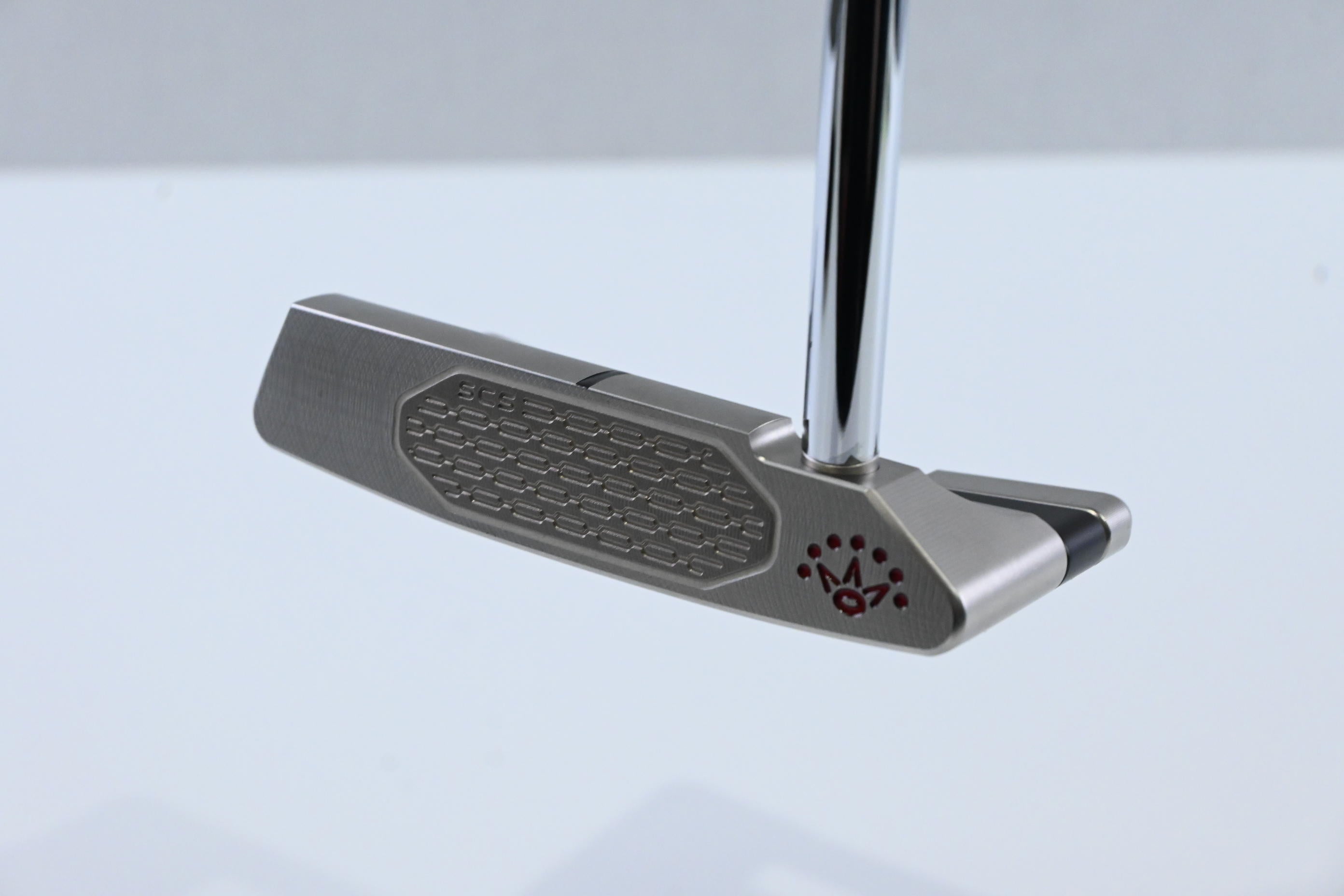 Scotty Cameron 2025 Studio Style Squareback Putter / 33 Inch