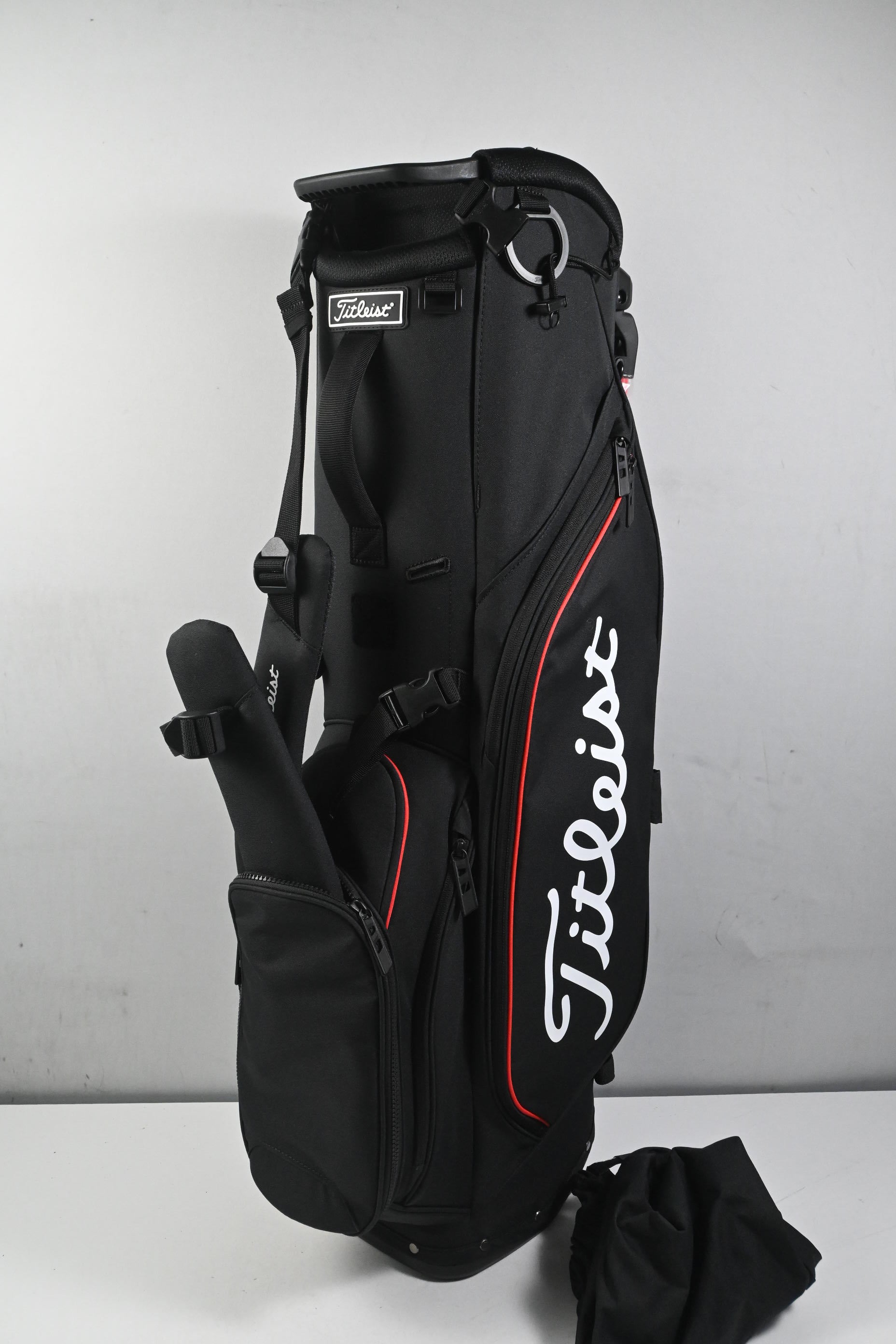 Titleist Stand Bag / 5-Way Divider / Black, White & Red