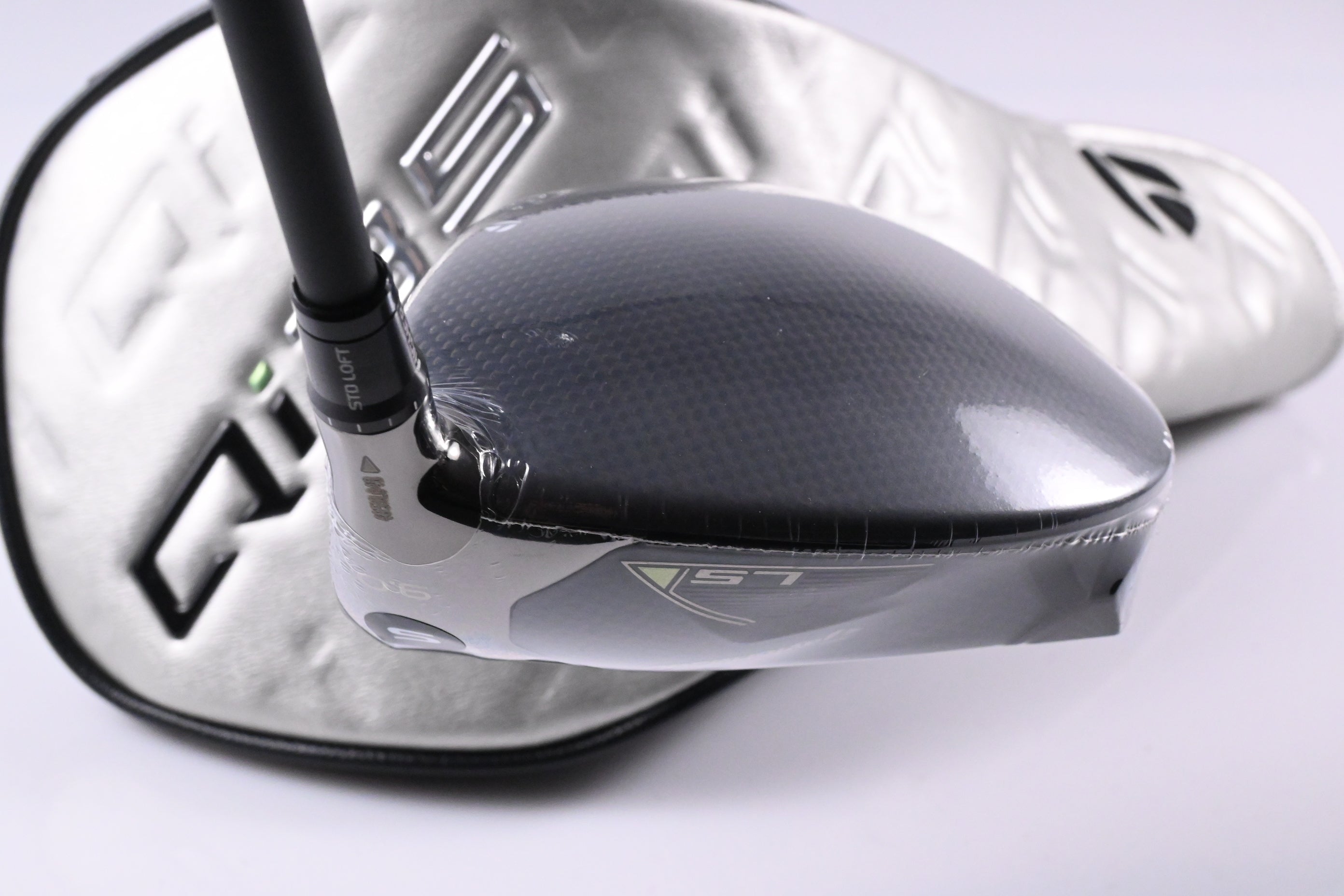 Taylormade Qi35 LS Driver / 9 Degree / Stiff Flex Kai'Li Dark Waves White 60