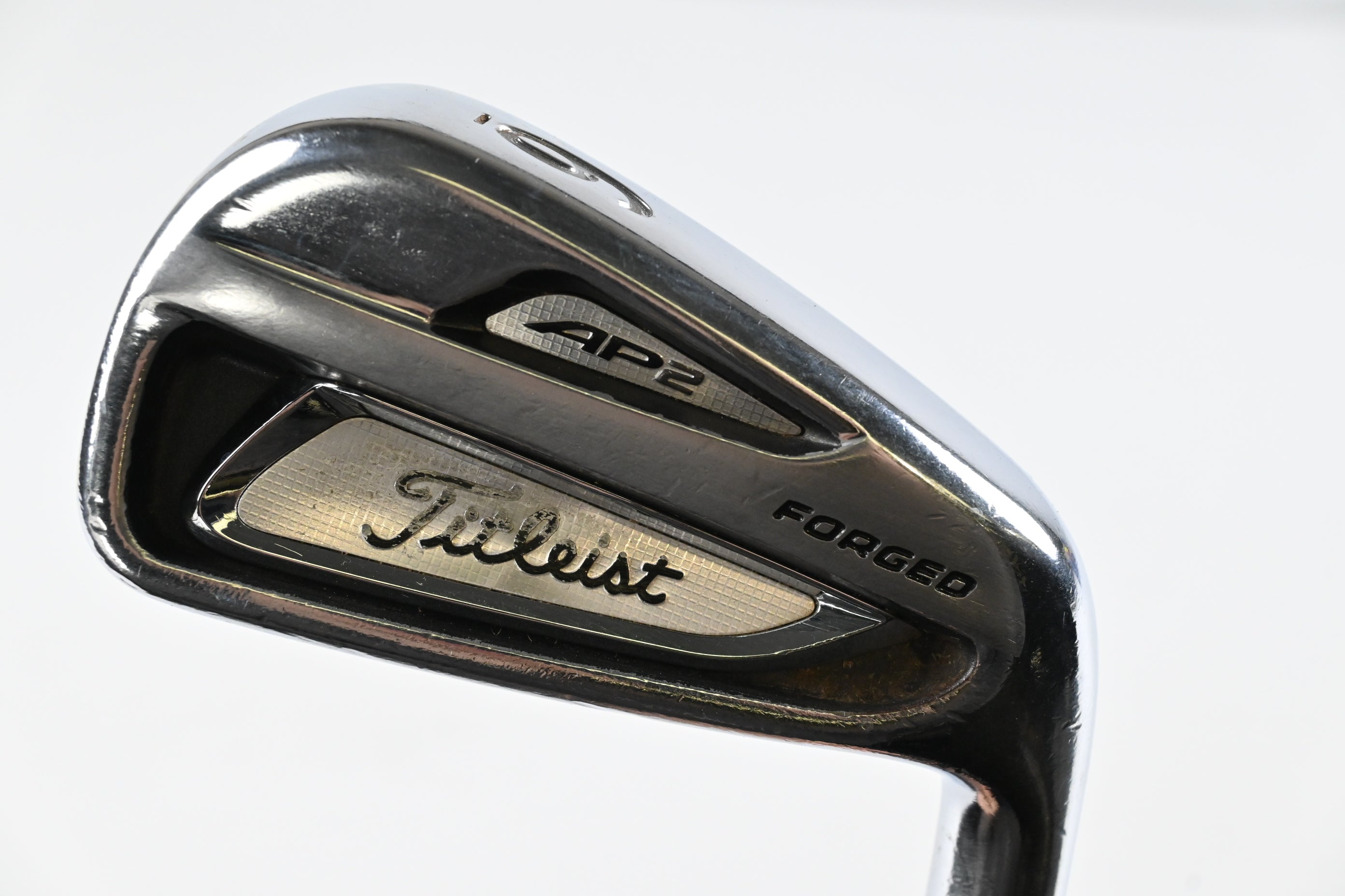 Titleist 714 AP2 #6 Iron / Stiff Flex Dynamic Gold S300 Shaft