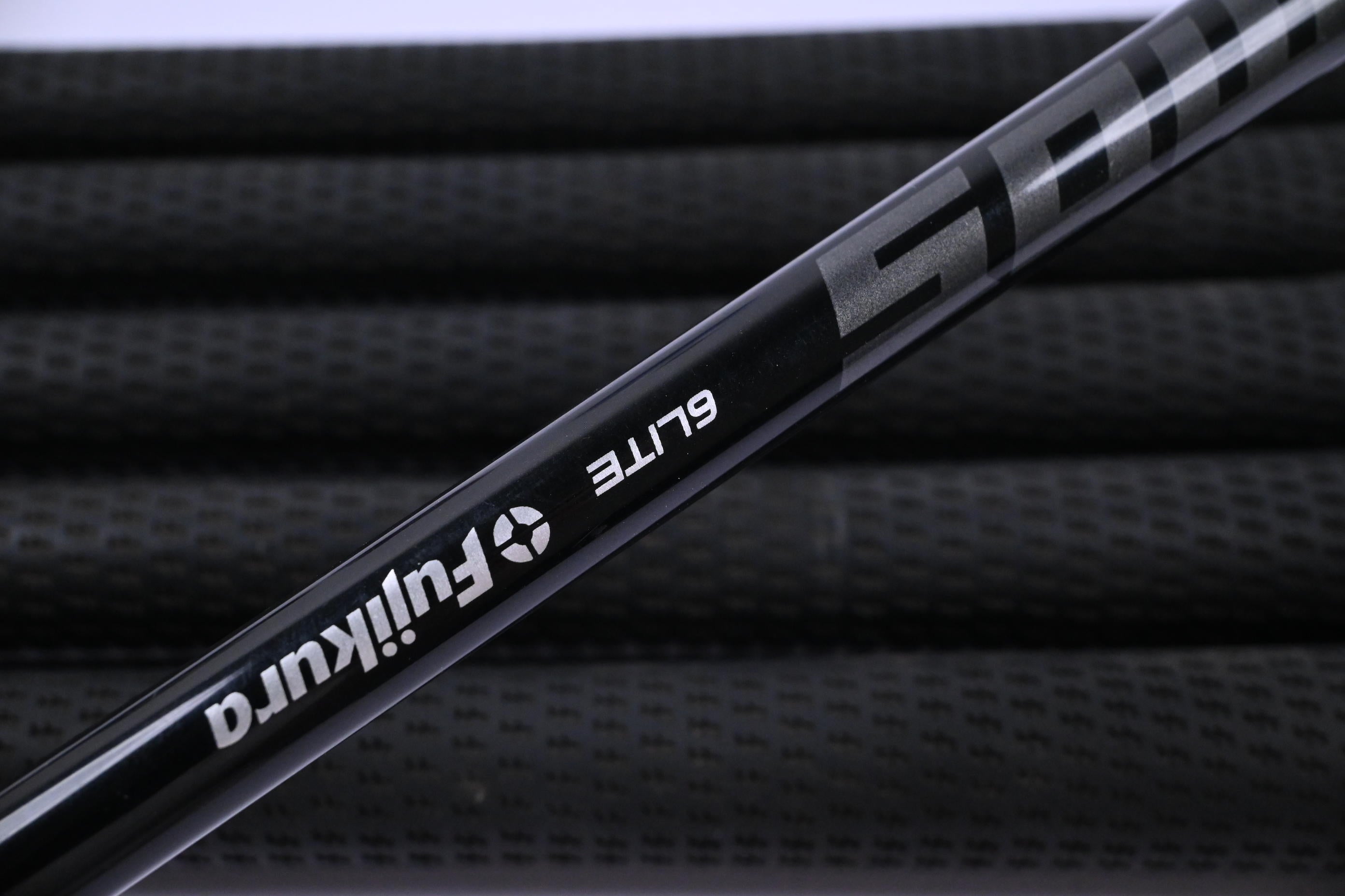 Cobra King F9 Irons / 6-PW+SW / Senior Flex Fujikura Atmos 6 Shaft